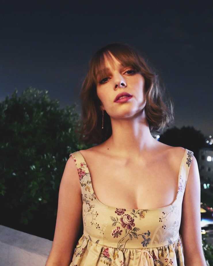 New Maya Hawke 2020 Photoshoot Wallpapers