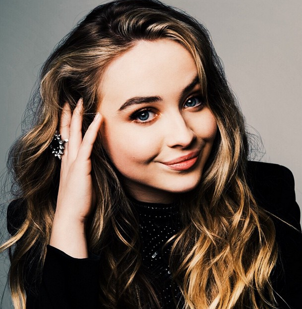 New Sabrina Carpenter Wallpapers