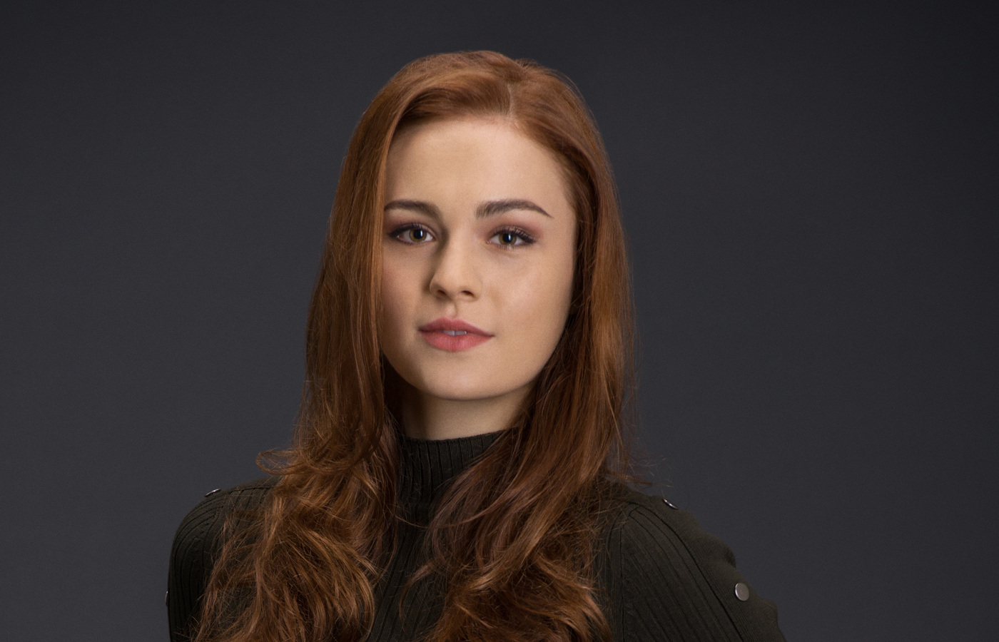 New Sophie Skelton Wallpapers