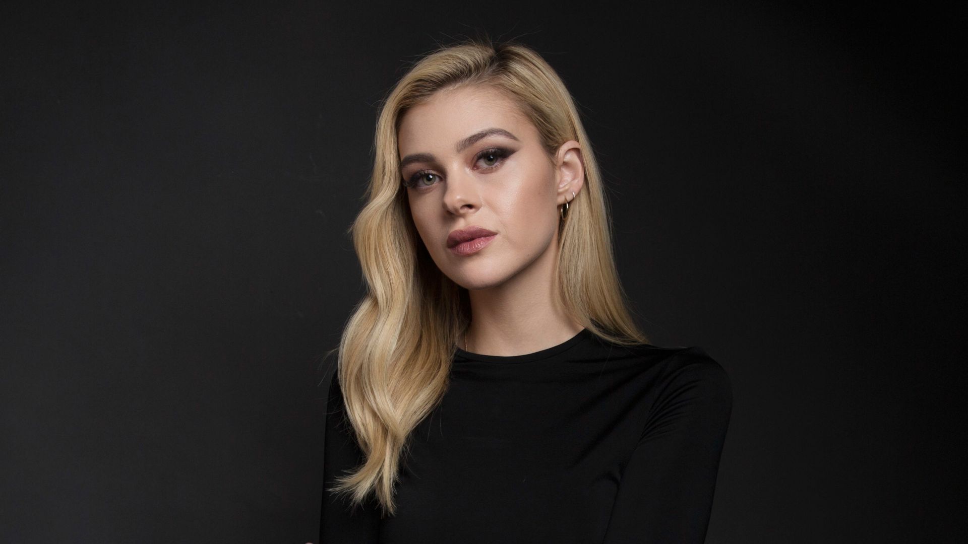 Nicola Peltz 2017 Wallpapers