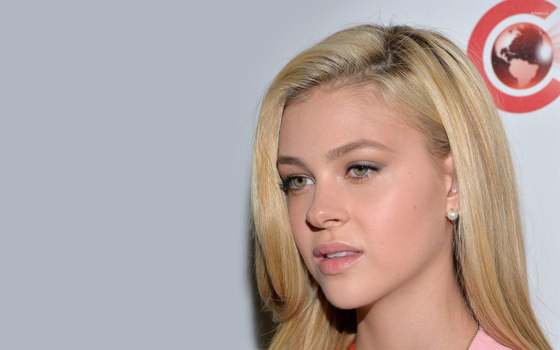 Nicola Peltz 2018 Wallpapers