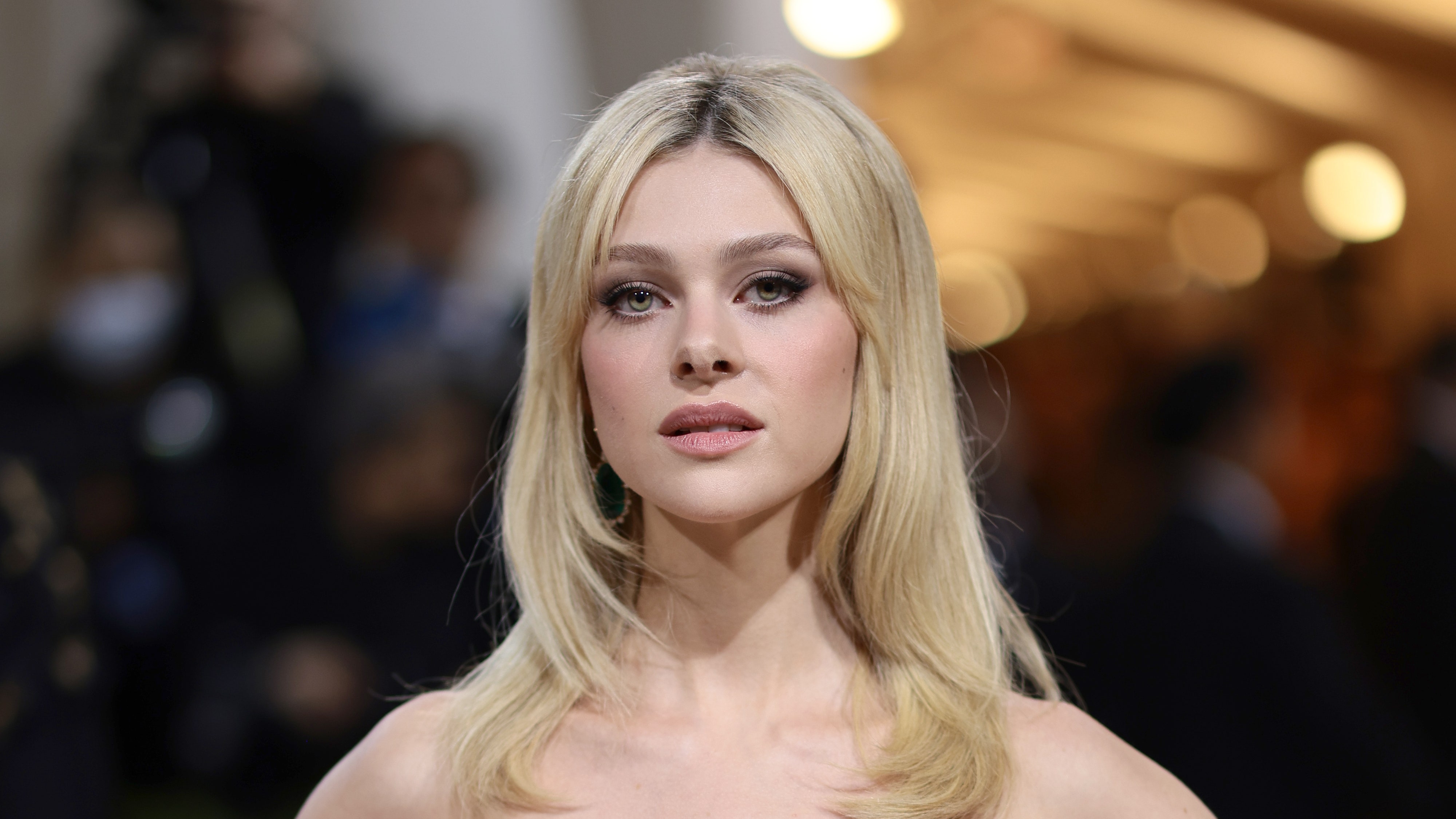 Nicola Peltz Cute Wallpapers