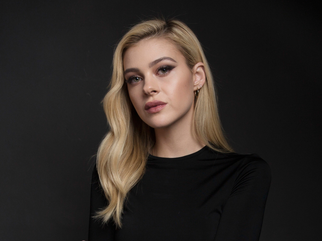 Nicola Peltz In 2017 Wallpapers