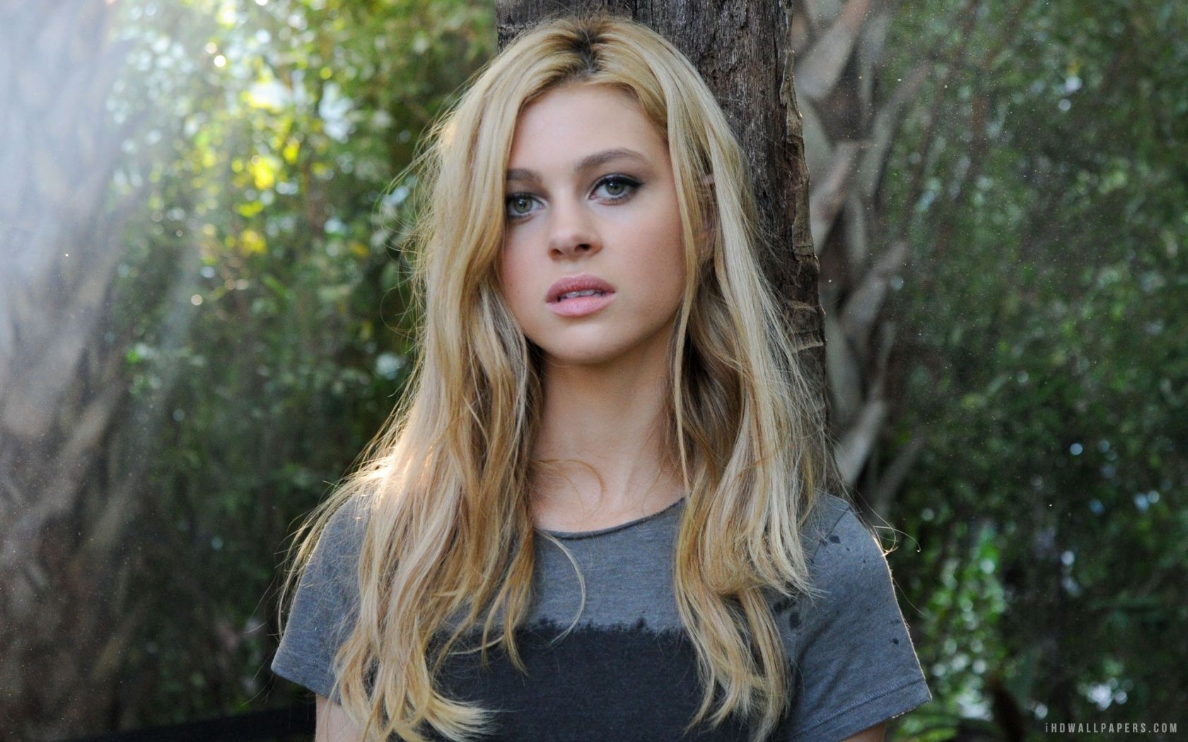 Nicola Peltz In Wallpapers