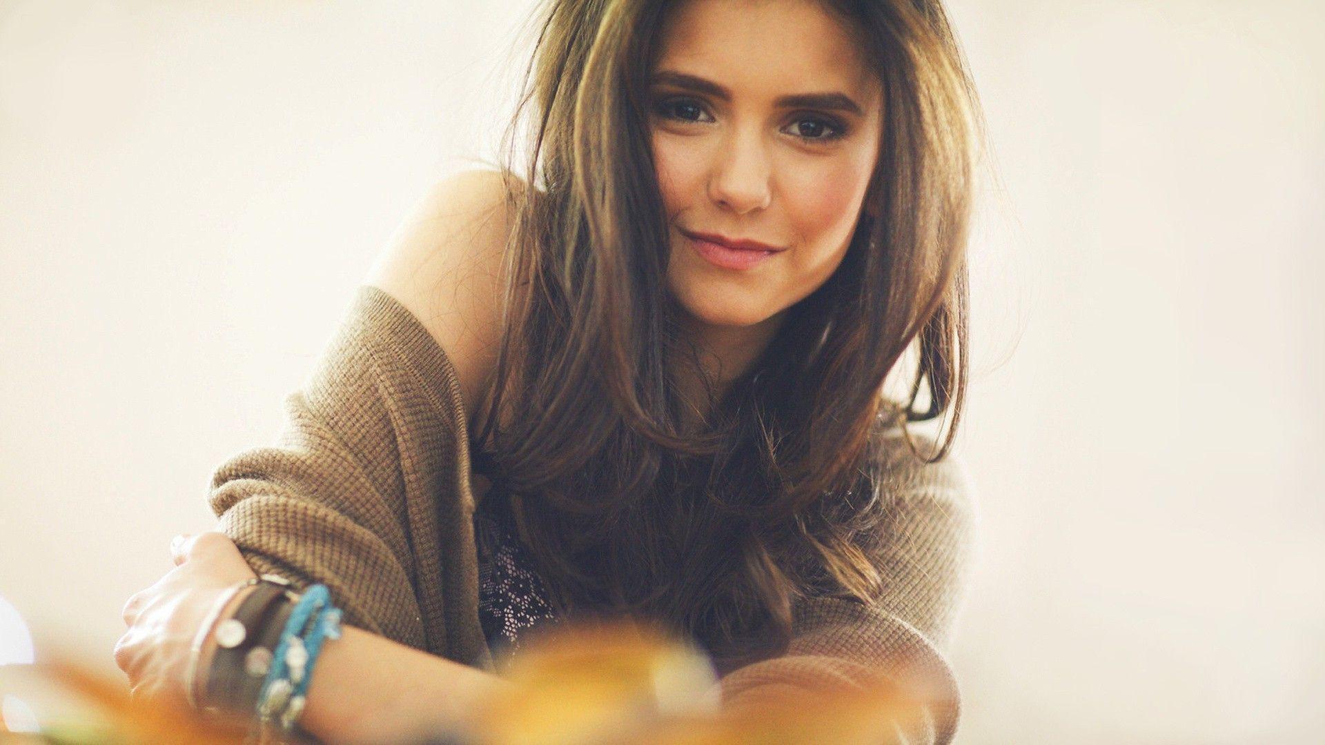 Nina Dobrev 2020 Wallpapers