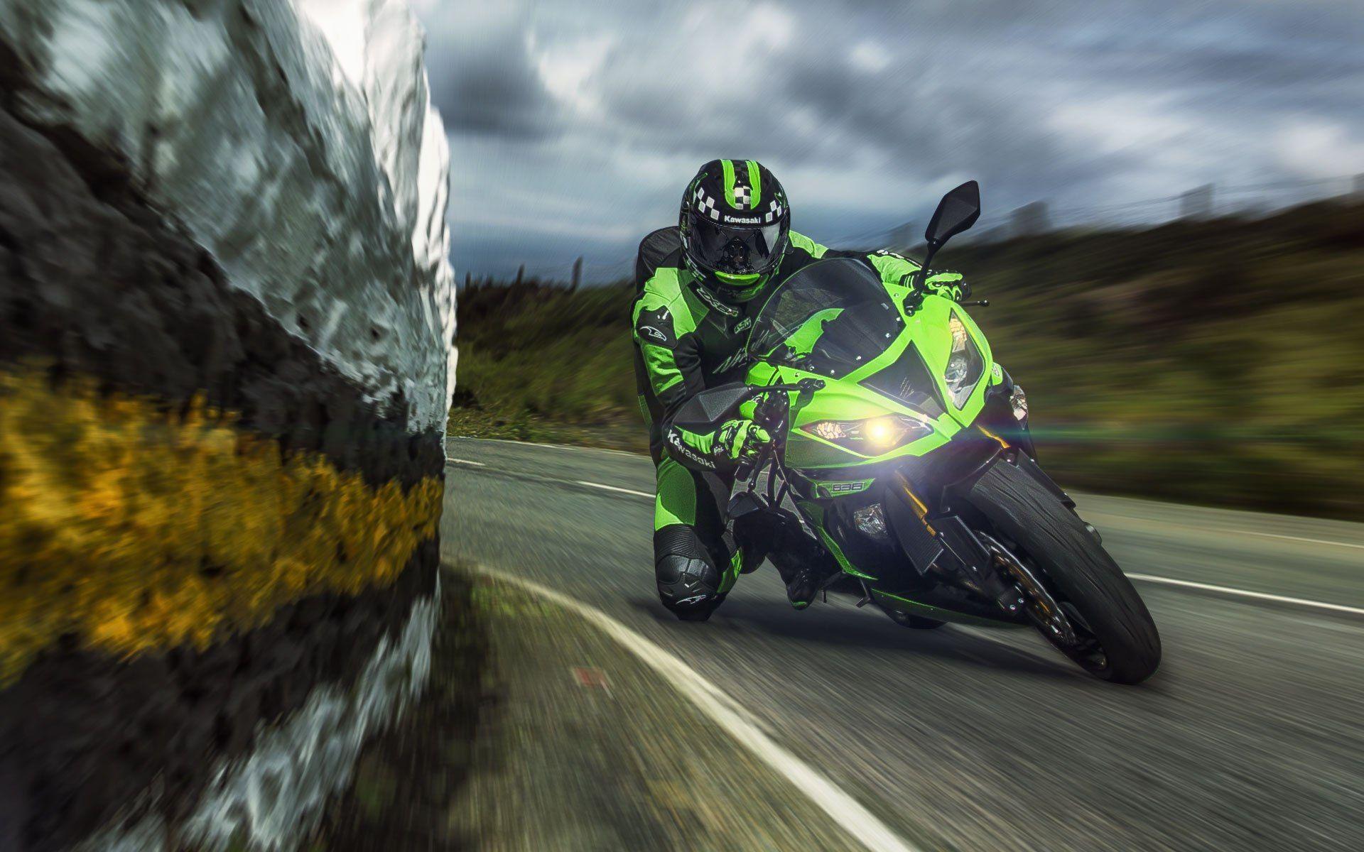 Ninja 300 Wallpapers