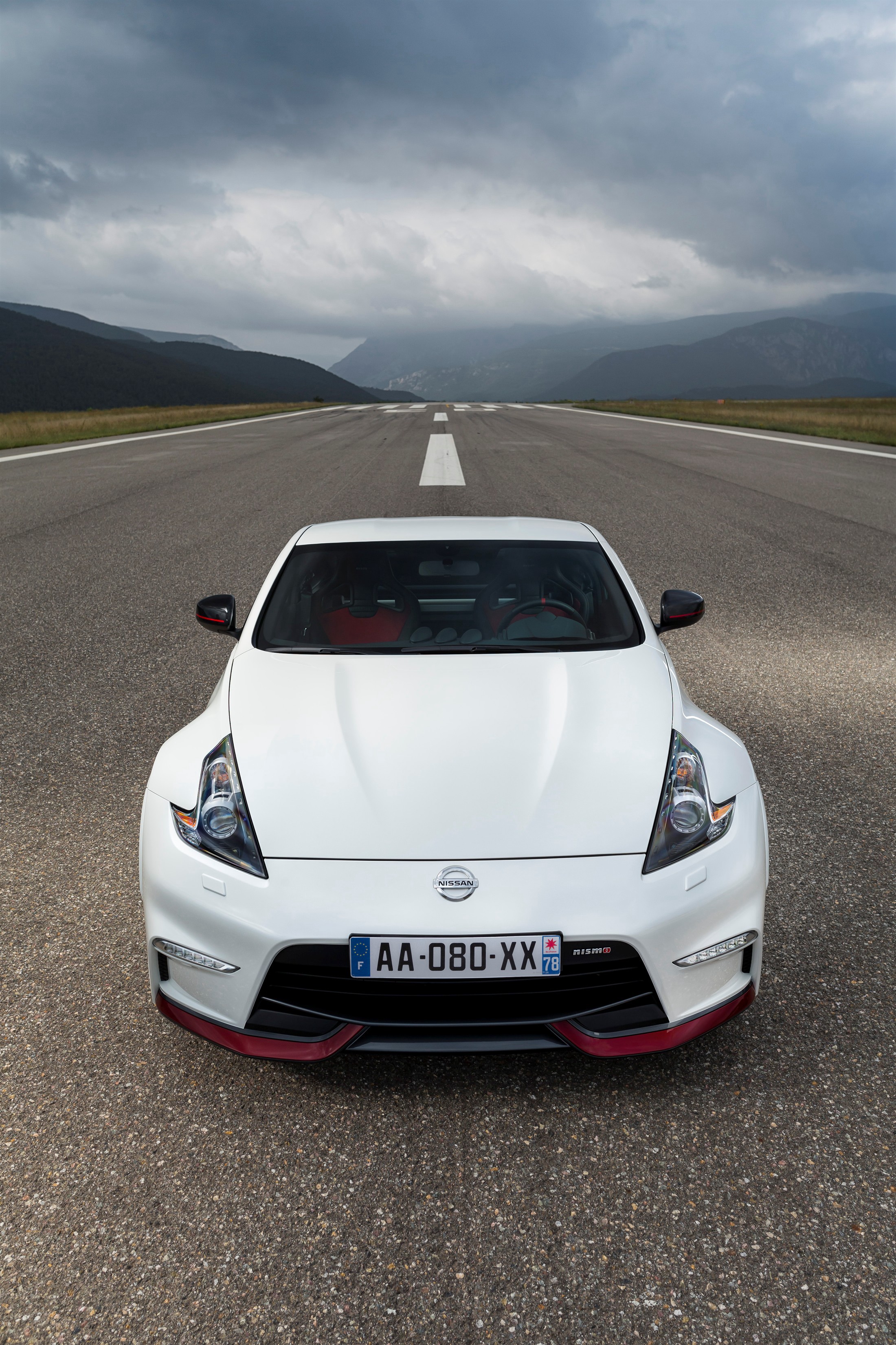 Nissan 370Z Nismo Wallpapers