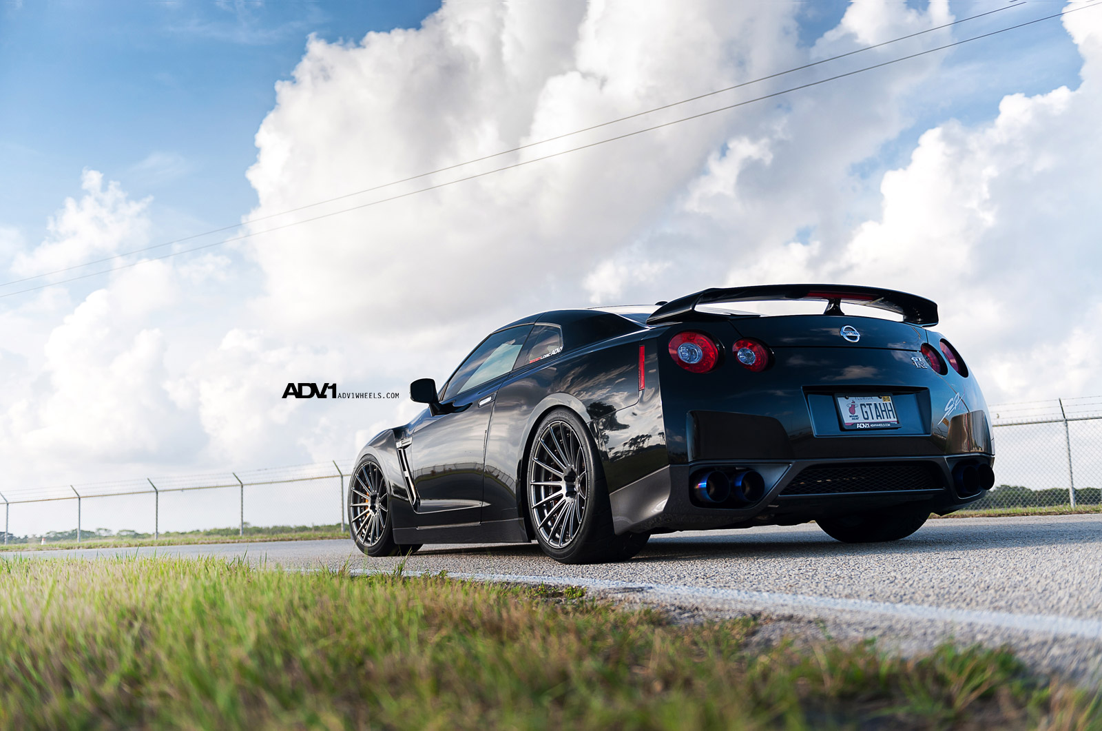 Nissan Adv 1 Gtr Wallpapers