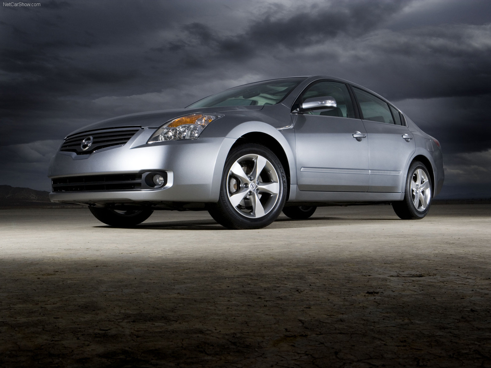 Nissan Altima Wallpapers