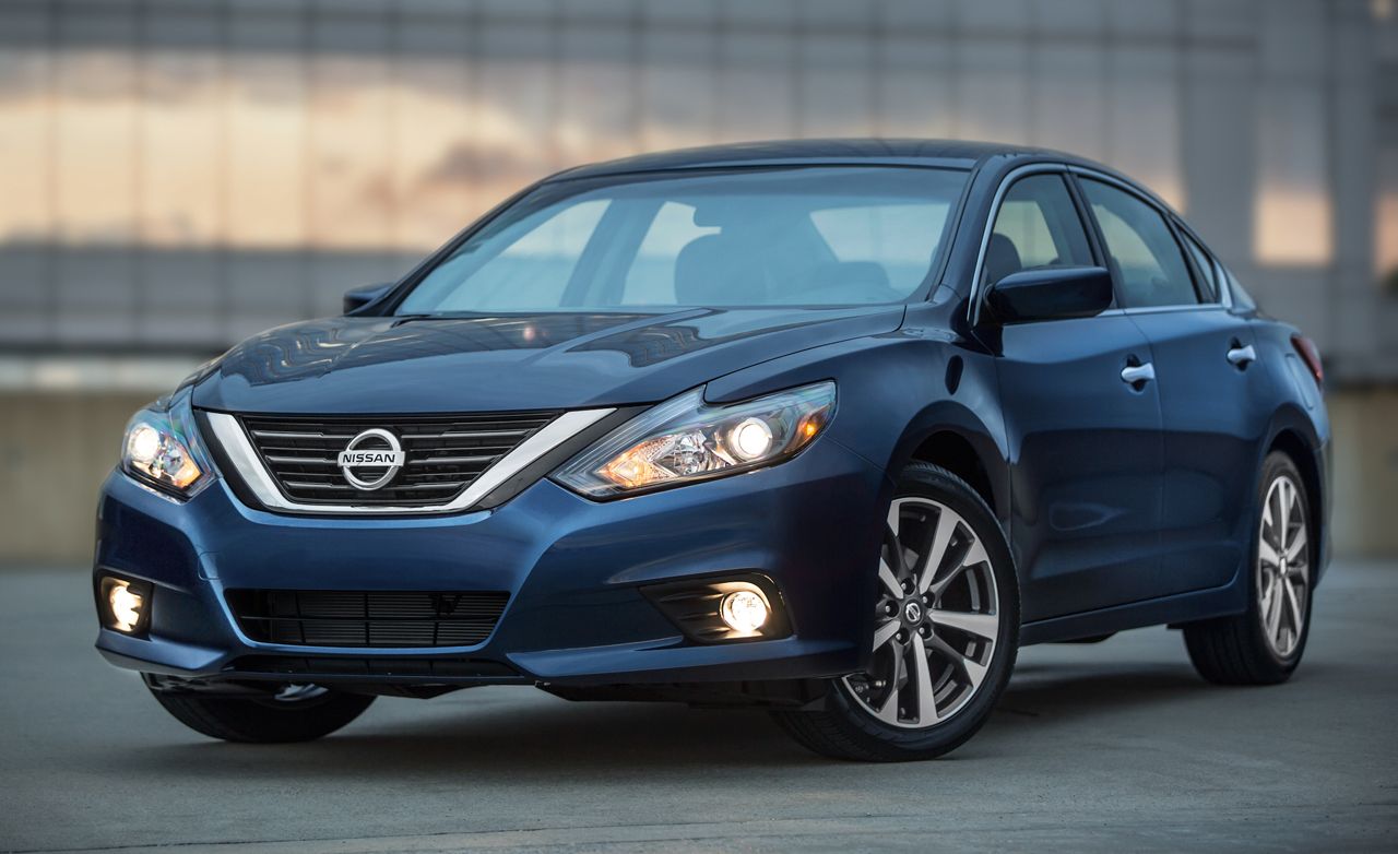 Nissan Altima Wallpapers