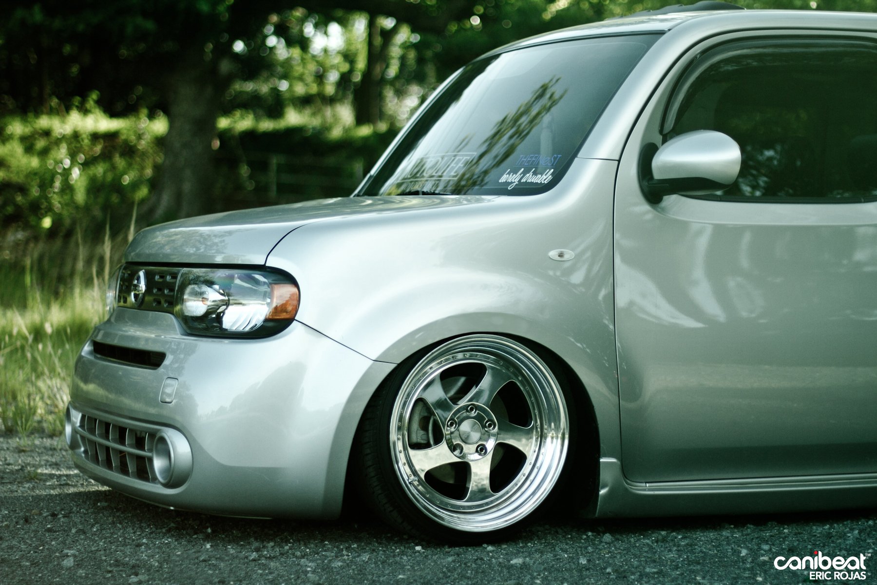 Nissan Cube Wallpapers