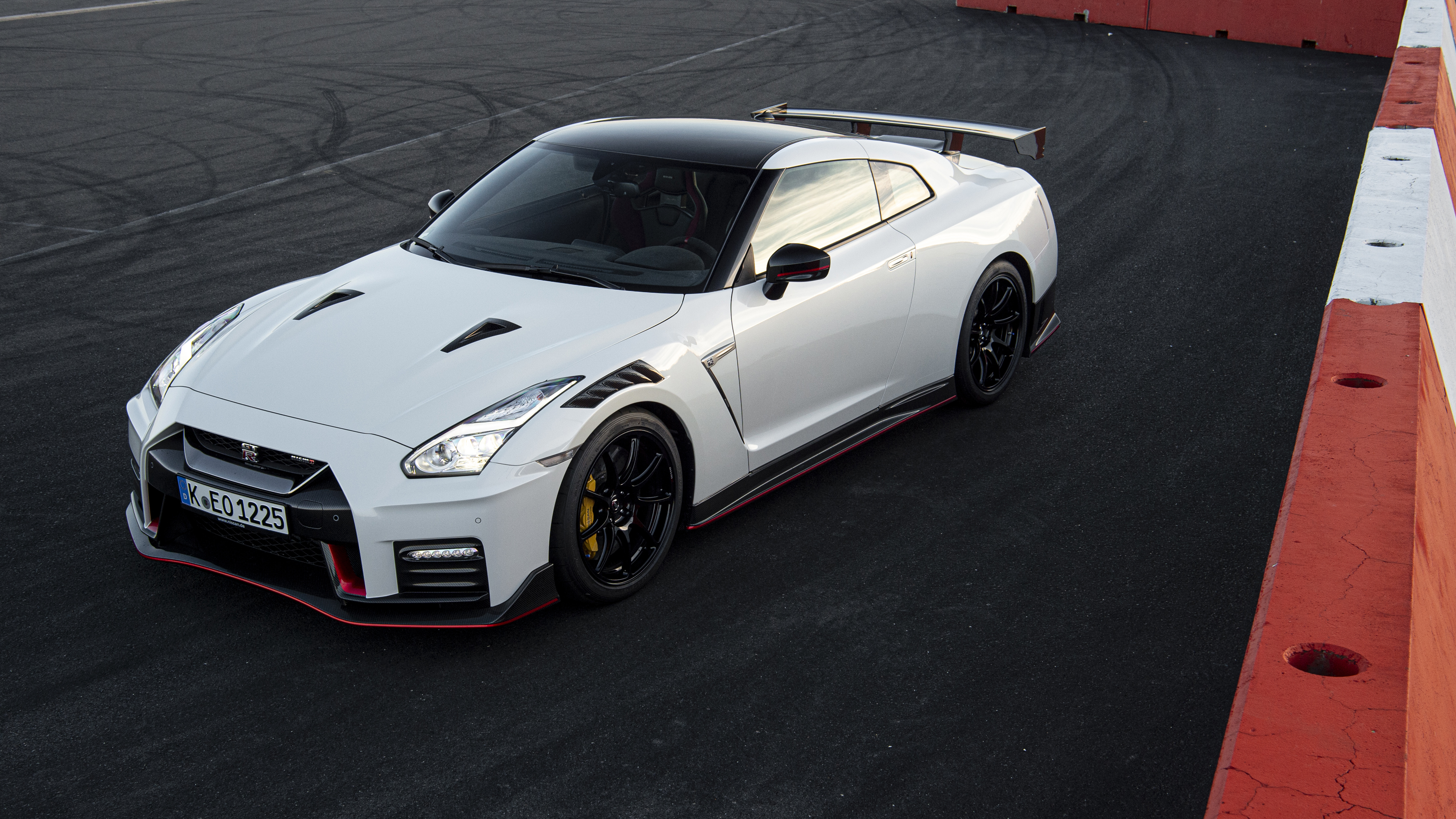 Nissan Gt-R Nismo Wallpapers