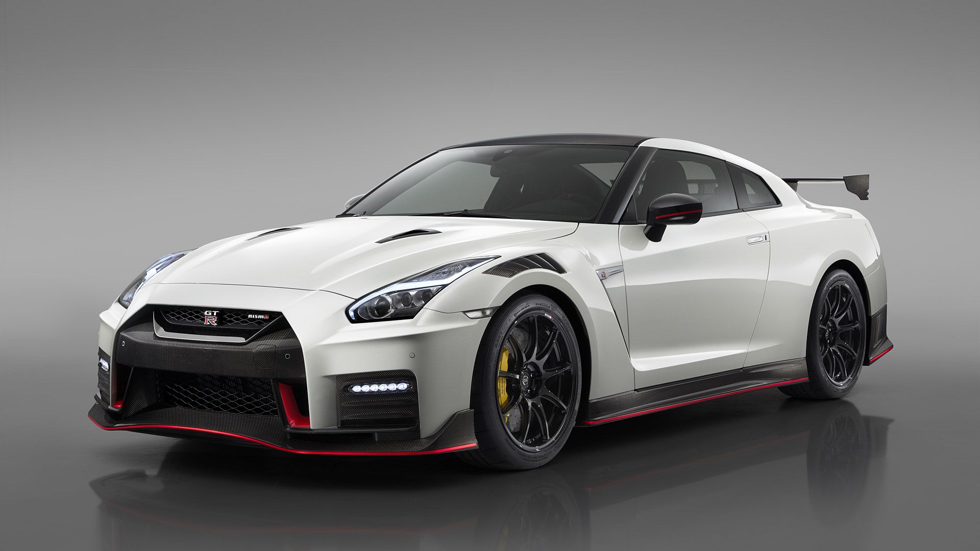 Nissan Gt R Sports 2020 Wallpapers