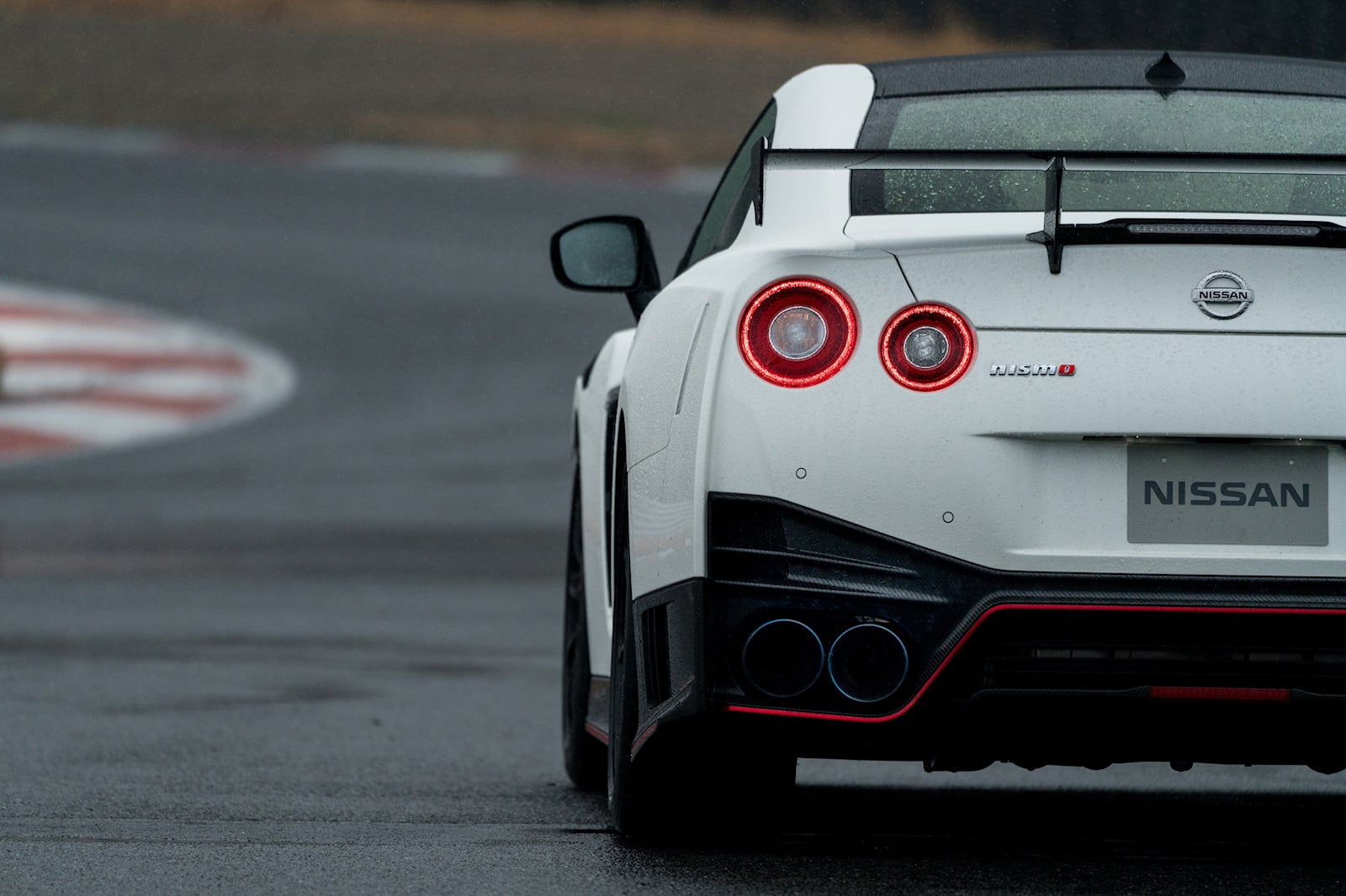 Nissan Gt R Sports 2020 Wallpapers