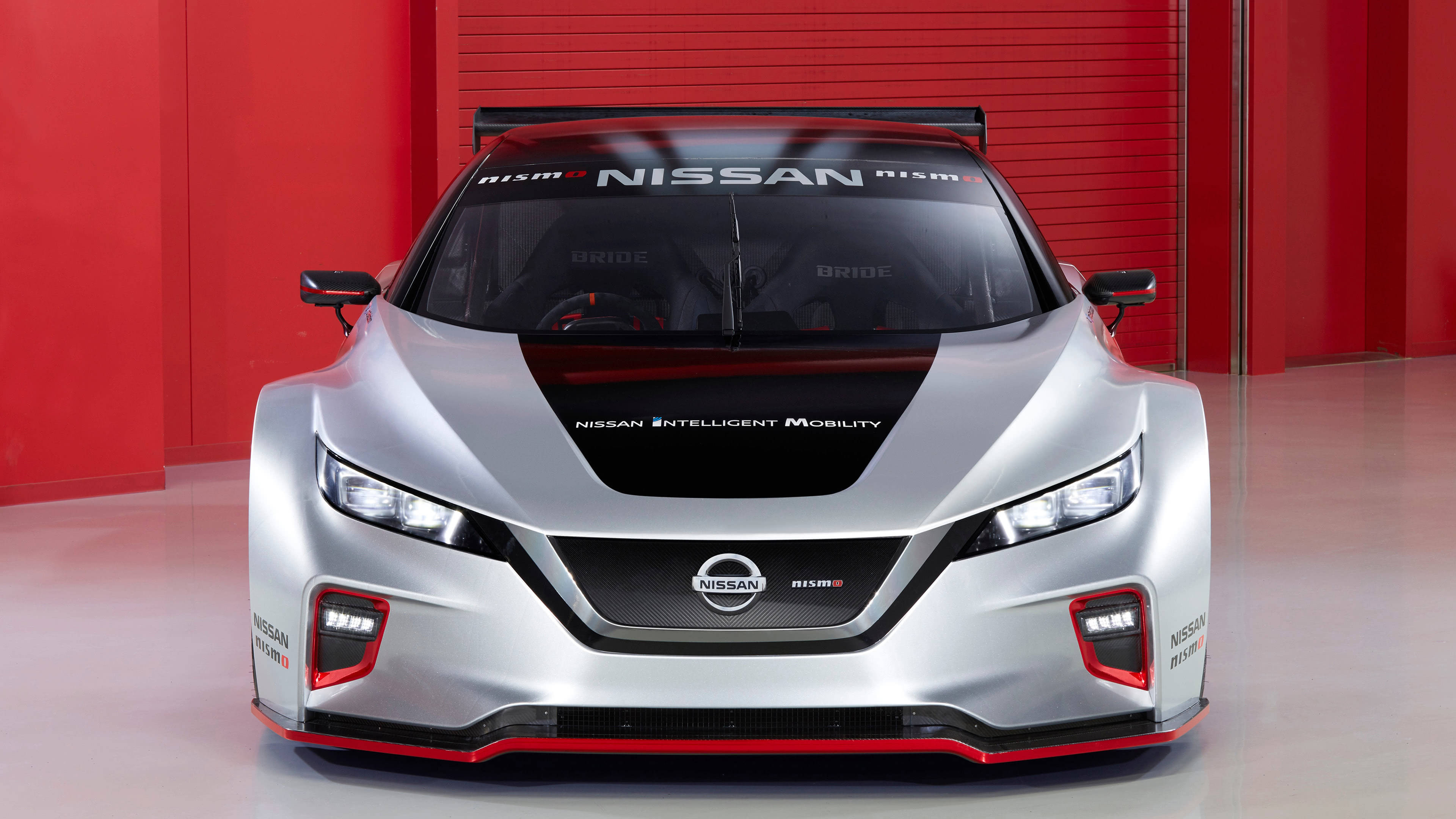 Nissan Leaf Wallpapers