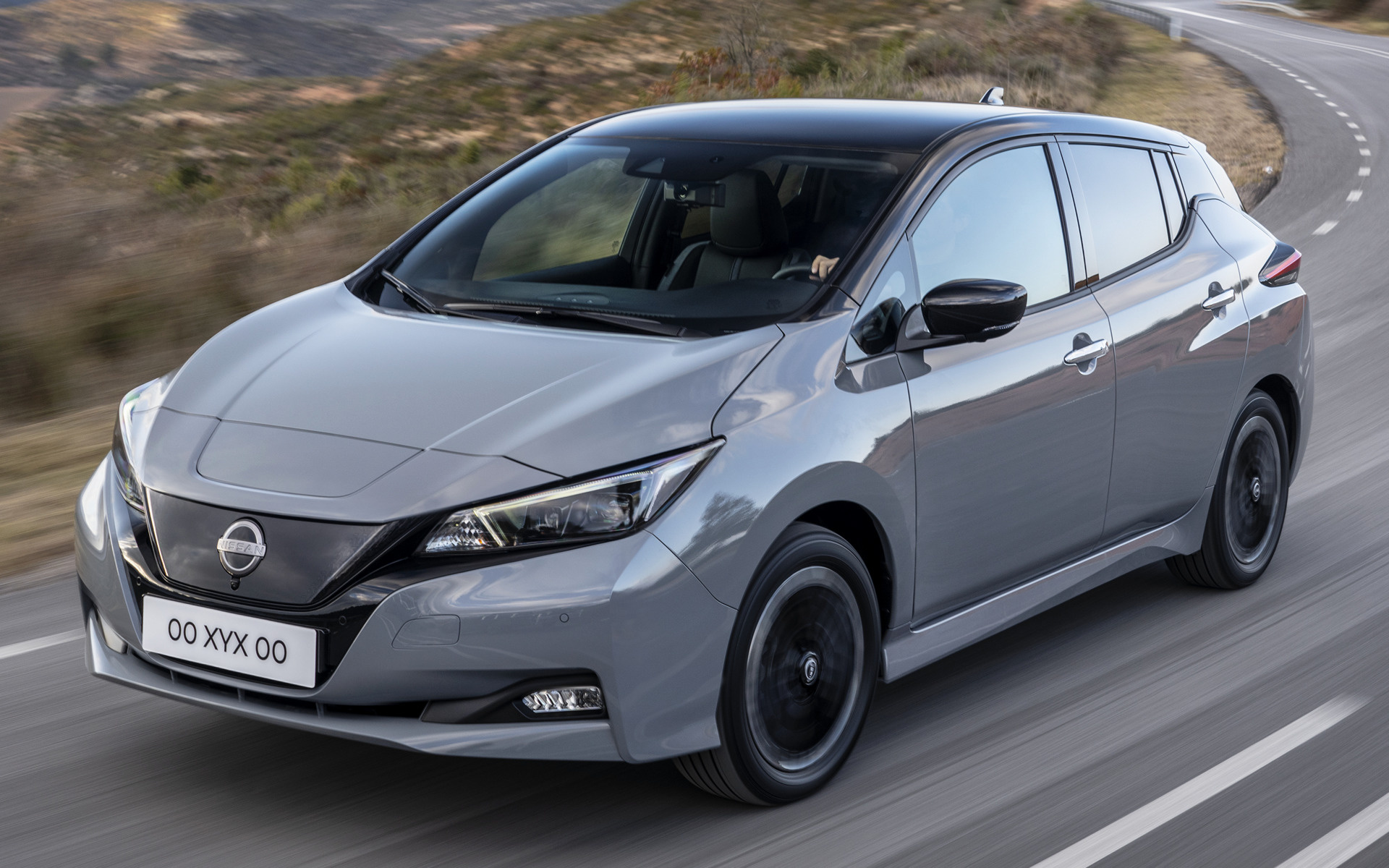 Nissan Leaf Wallpapers