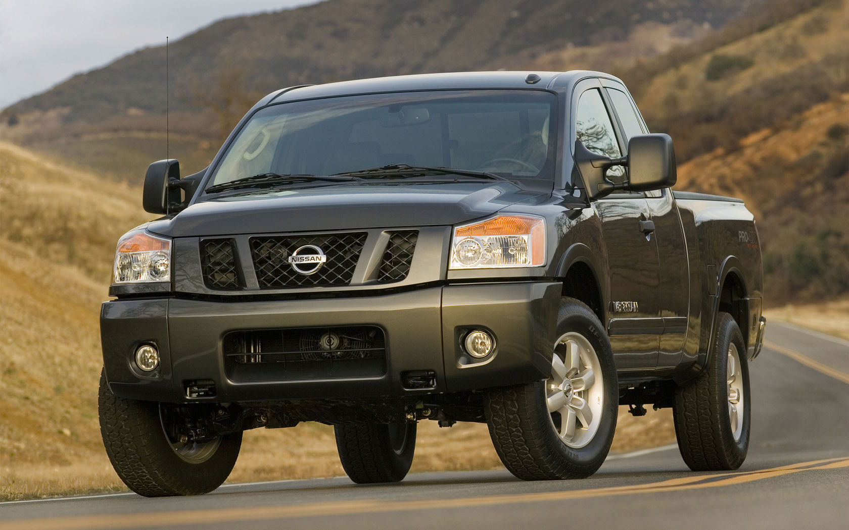 Nissan Titan Wallpapers