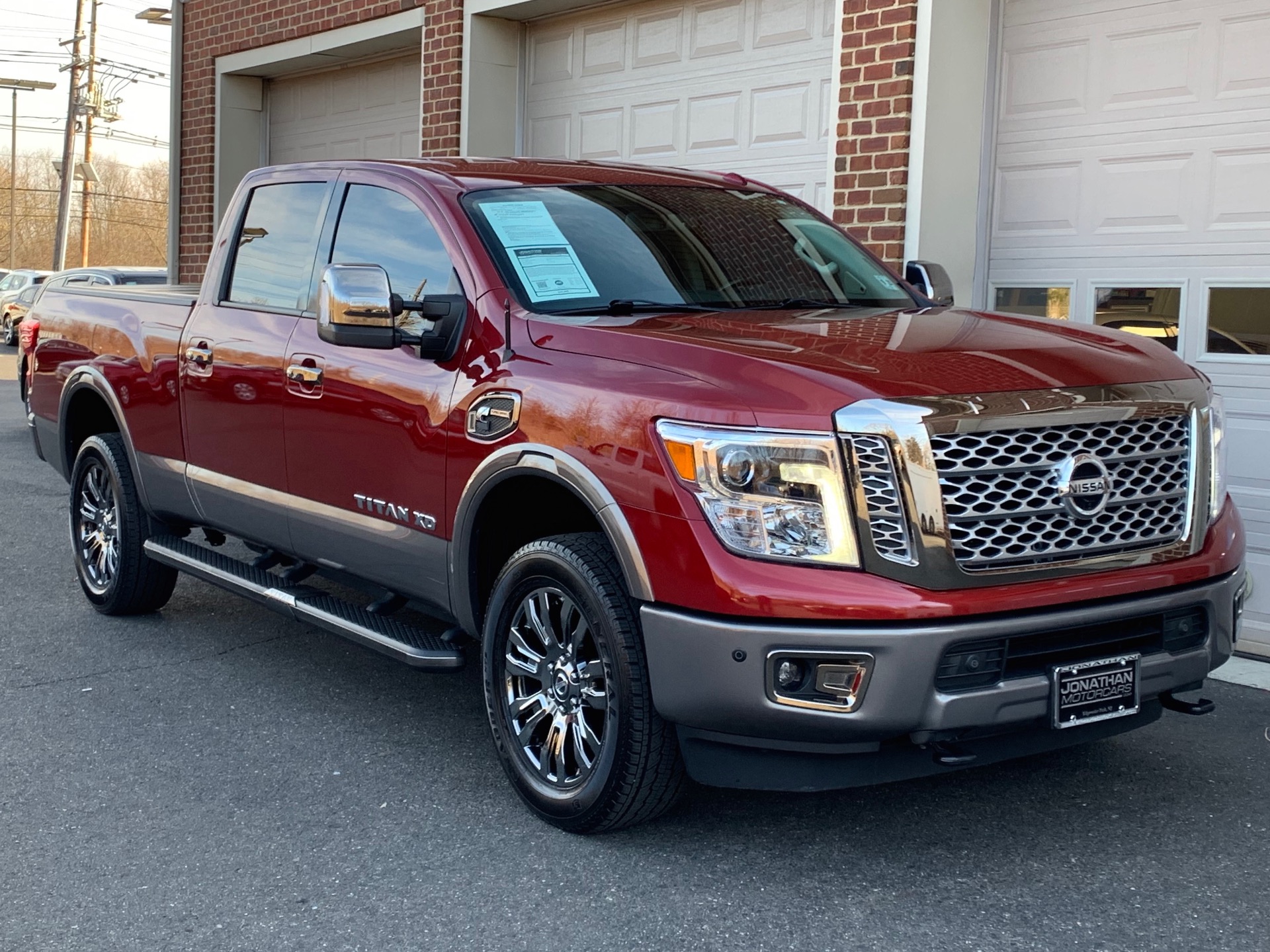 Nissan Titan Xd Platinum Wallpapers