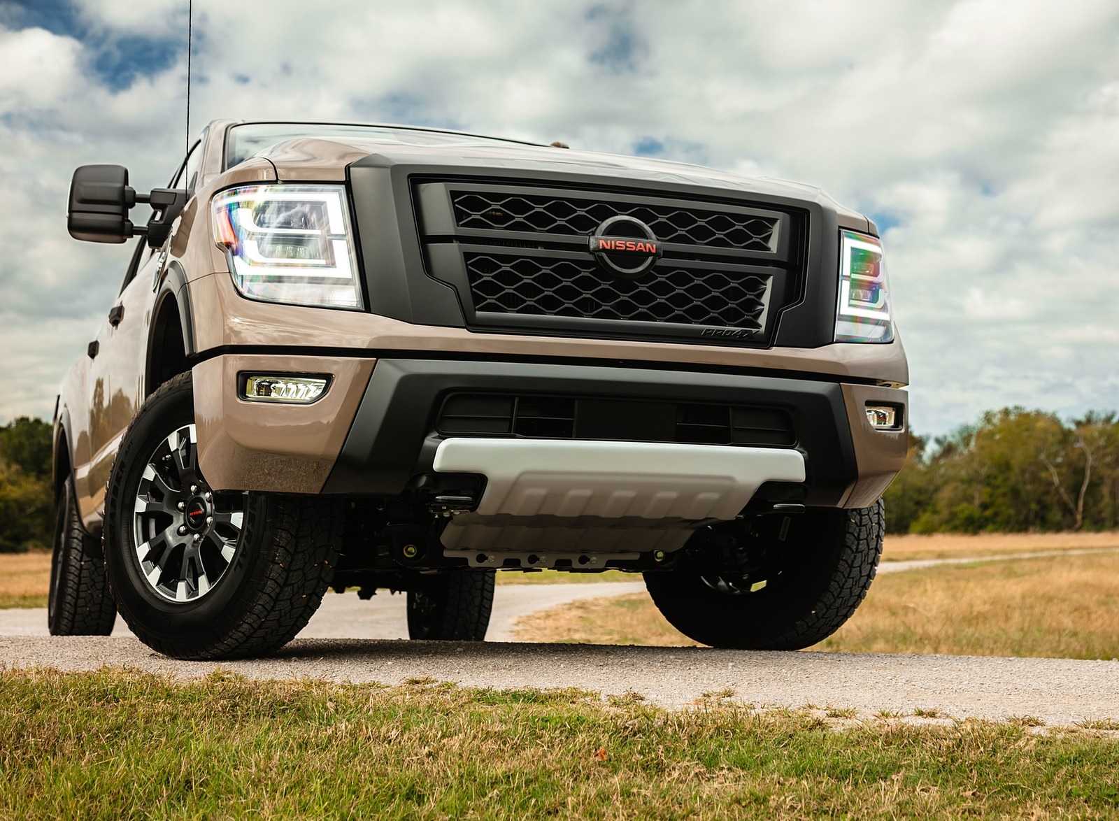 Nissan Titan Xd Pro4X Wallpapers