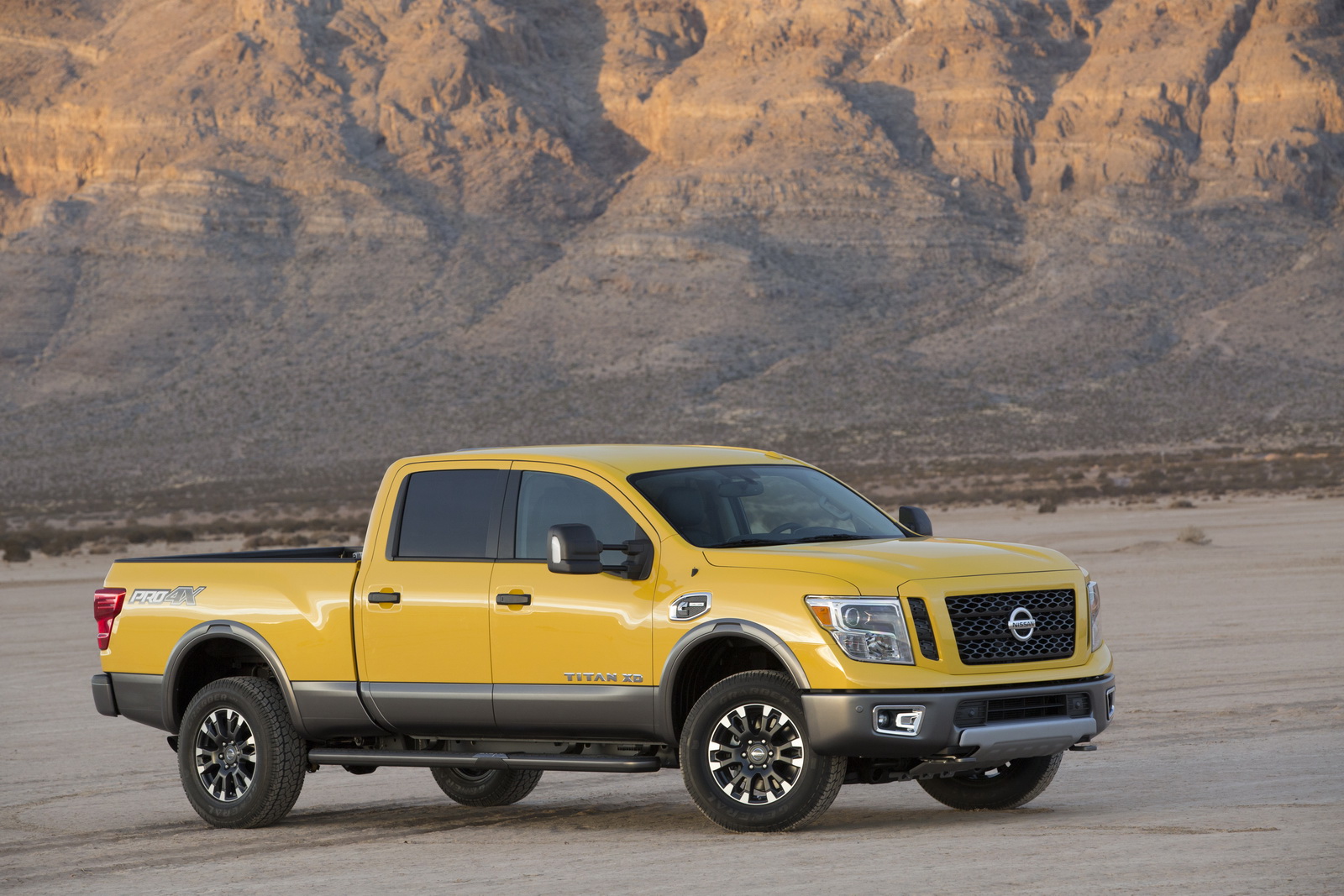 Nissan Titan Xd Pro4X Wallpapers