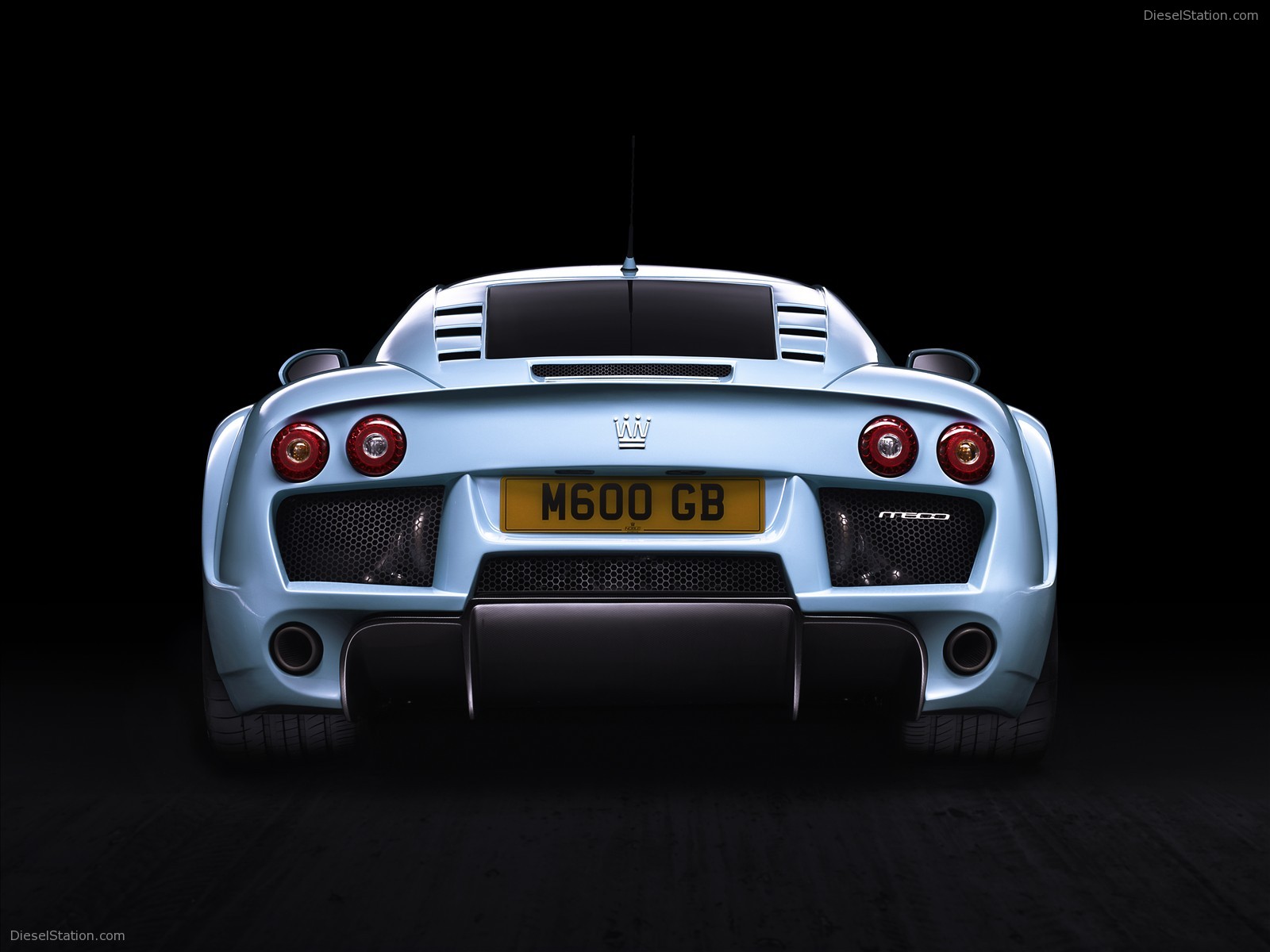 Noble M600 Wallpapers