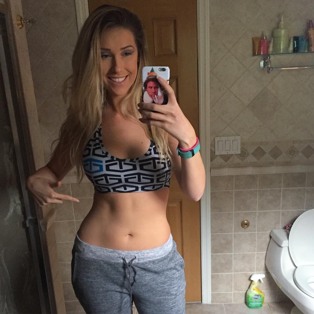 Noelle Foley Nude Pics