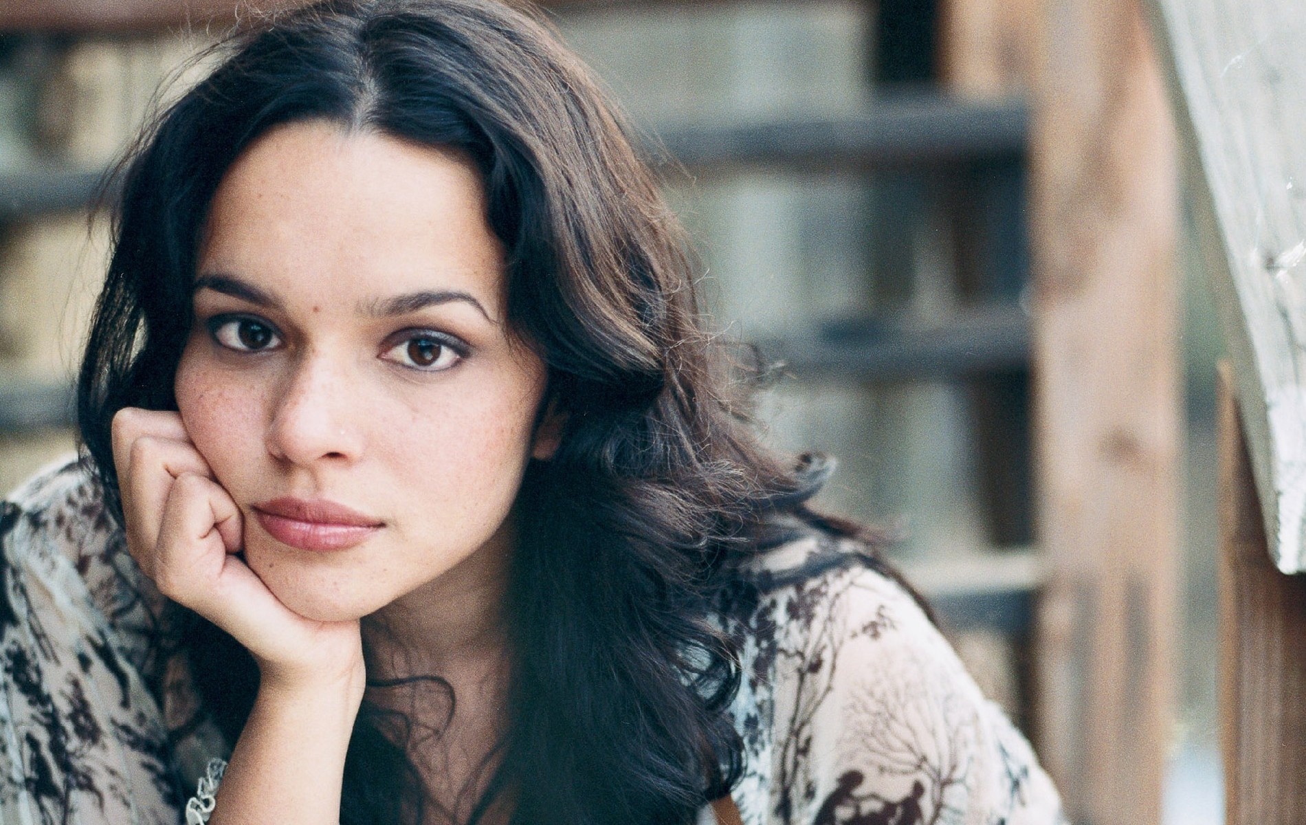 Norah Jones Wallpapers