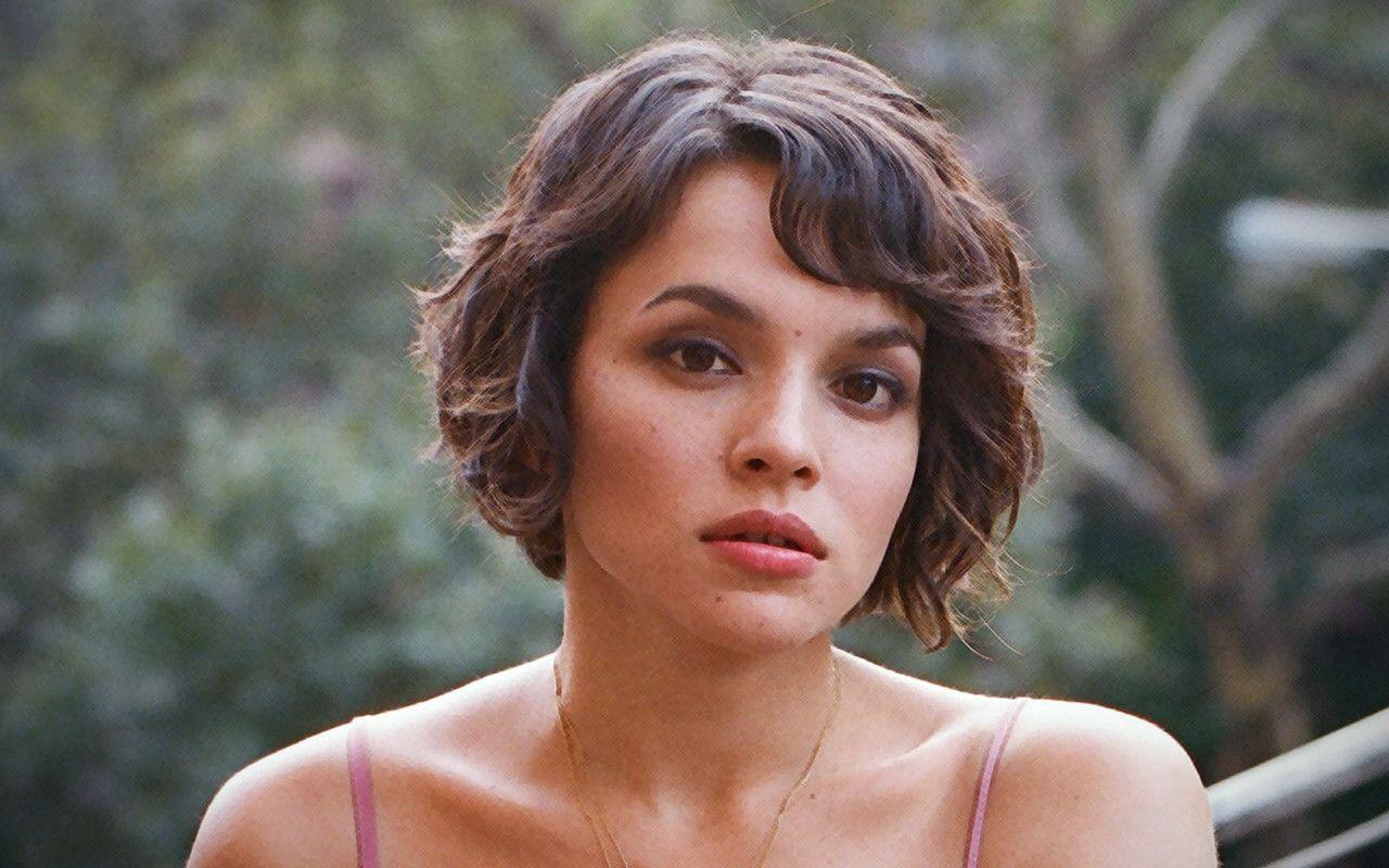 Norah Jones Wallpapers