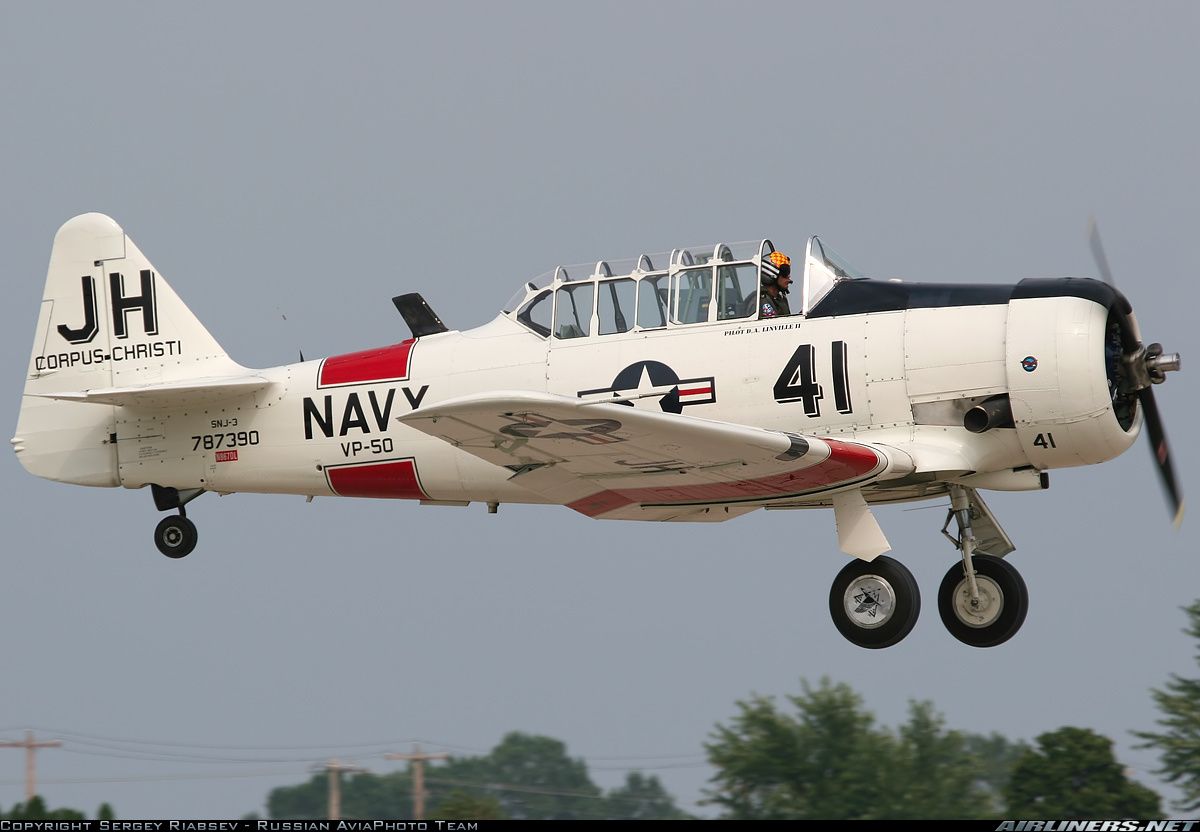 North American T-6 Texan Wallpapers