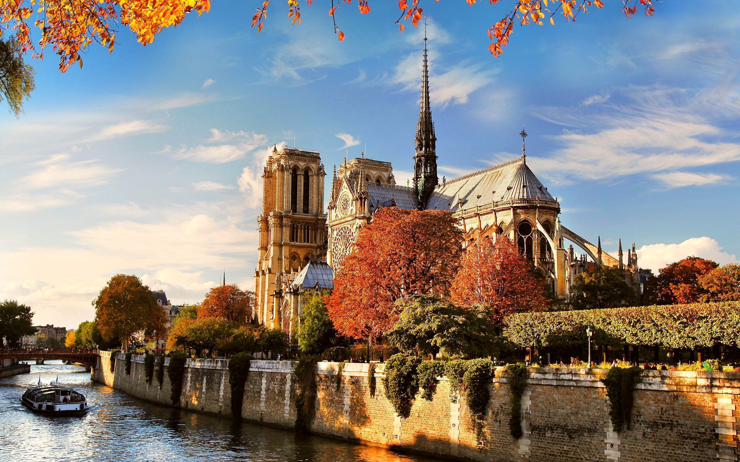 Notre-Dame De Paris Wallpapers