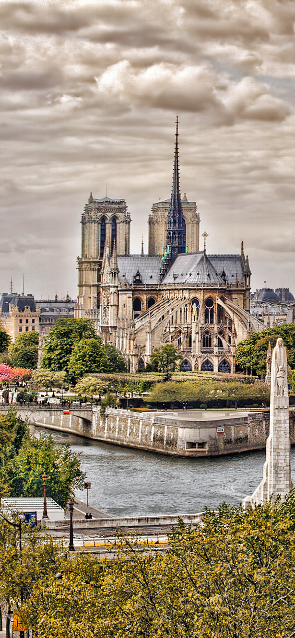 Notre-Dame De Paris Wallpapers