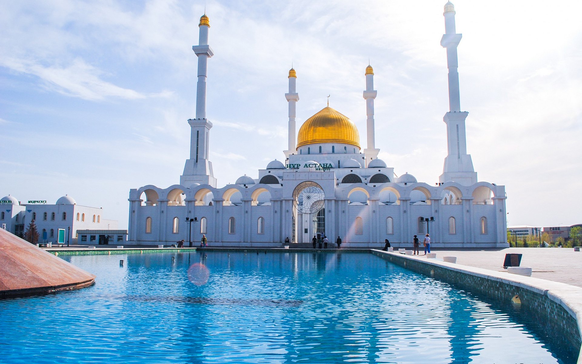 Nur-Astana Mosque Wallpapers