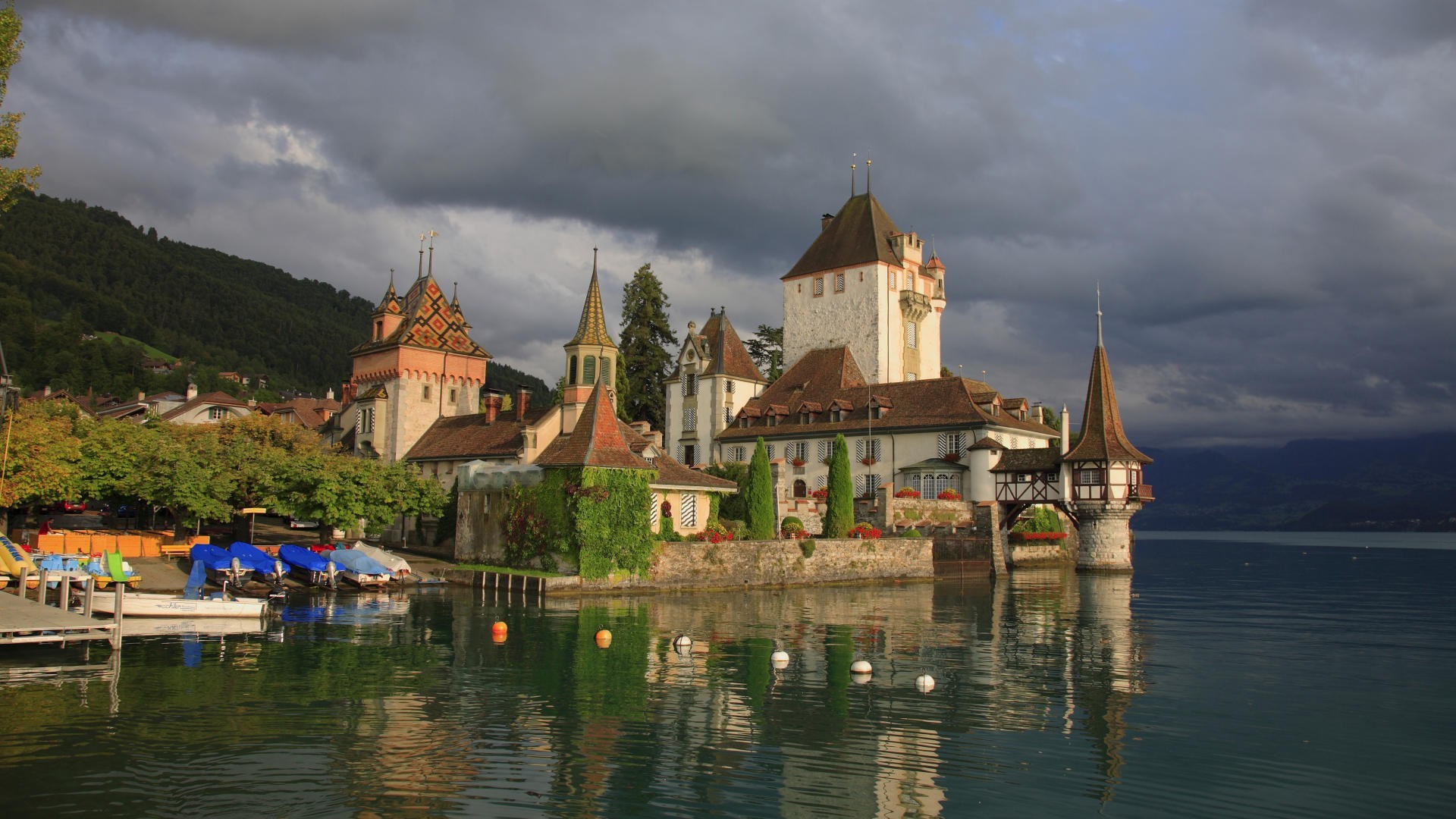 Oberhofen Castle Wallpapers