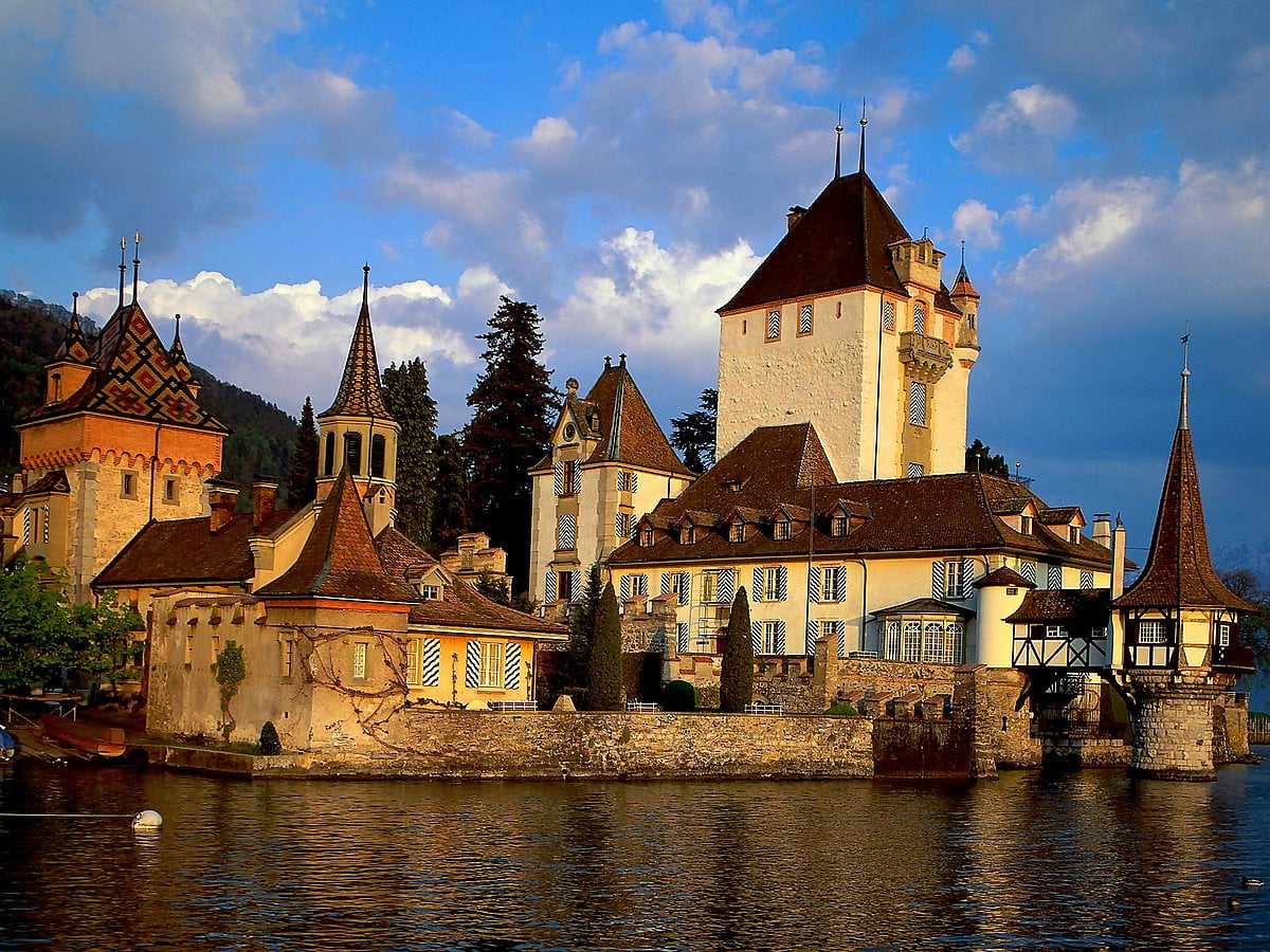 Oberhofen Castle Wallpapers