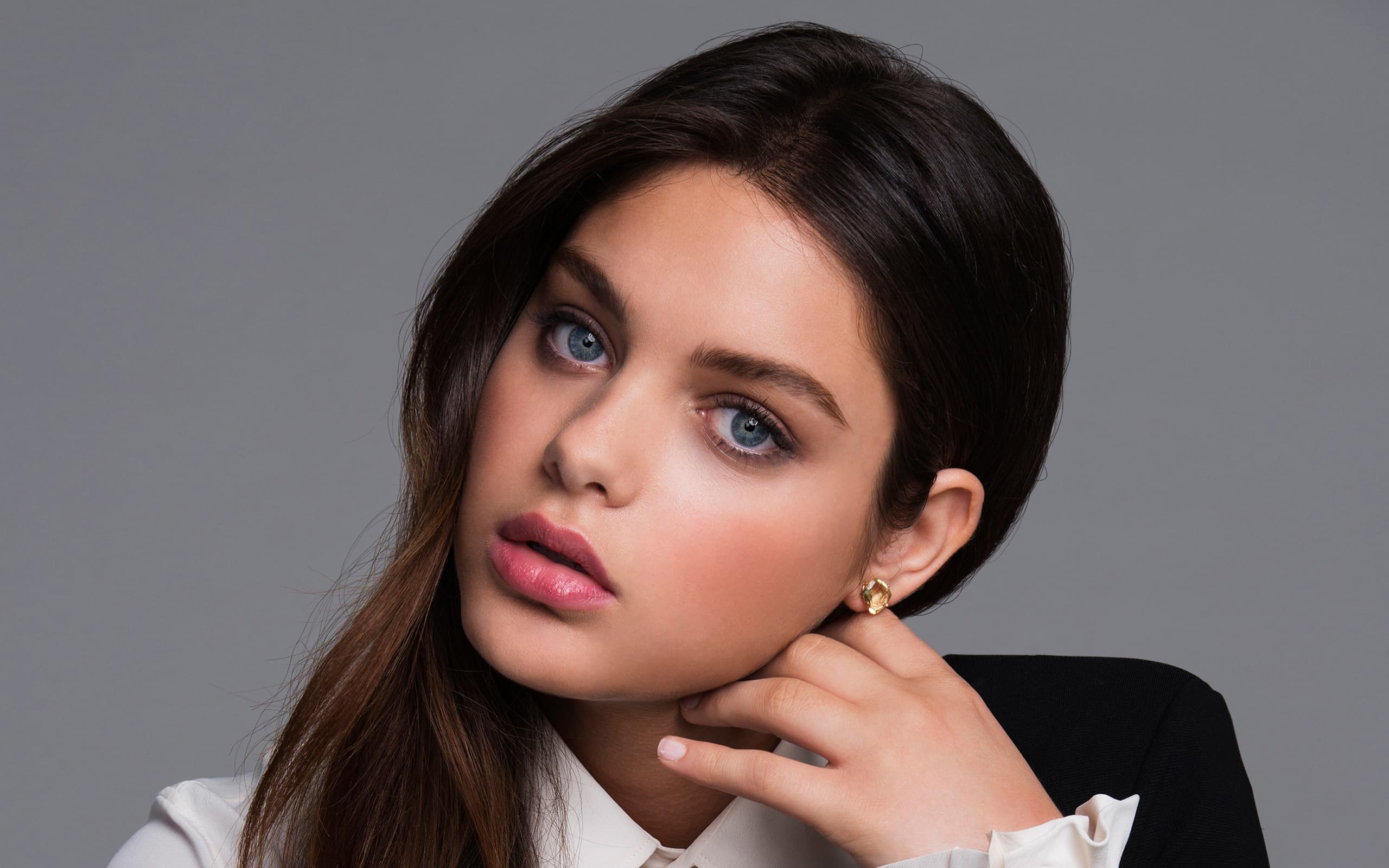 Odeya Rush Actress Latest Photoshoot Wallpapers