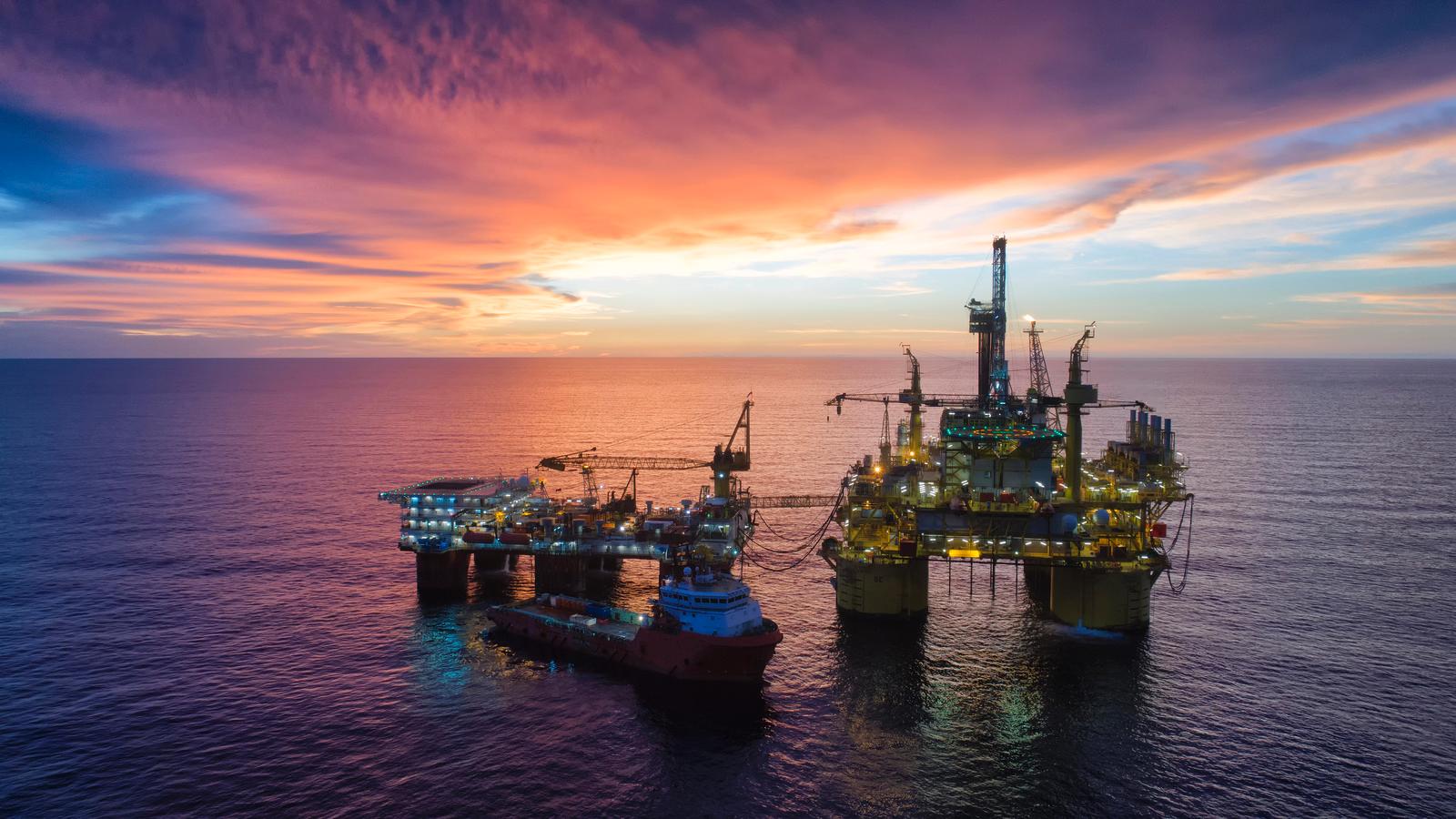 Oil Platform Wallpapers