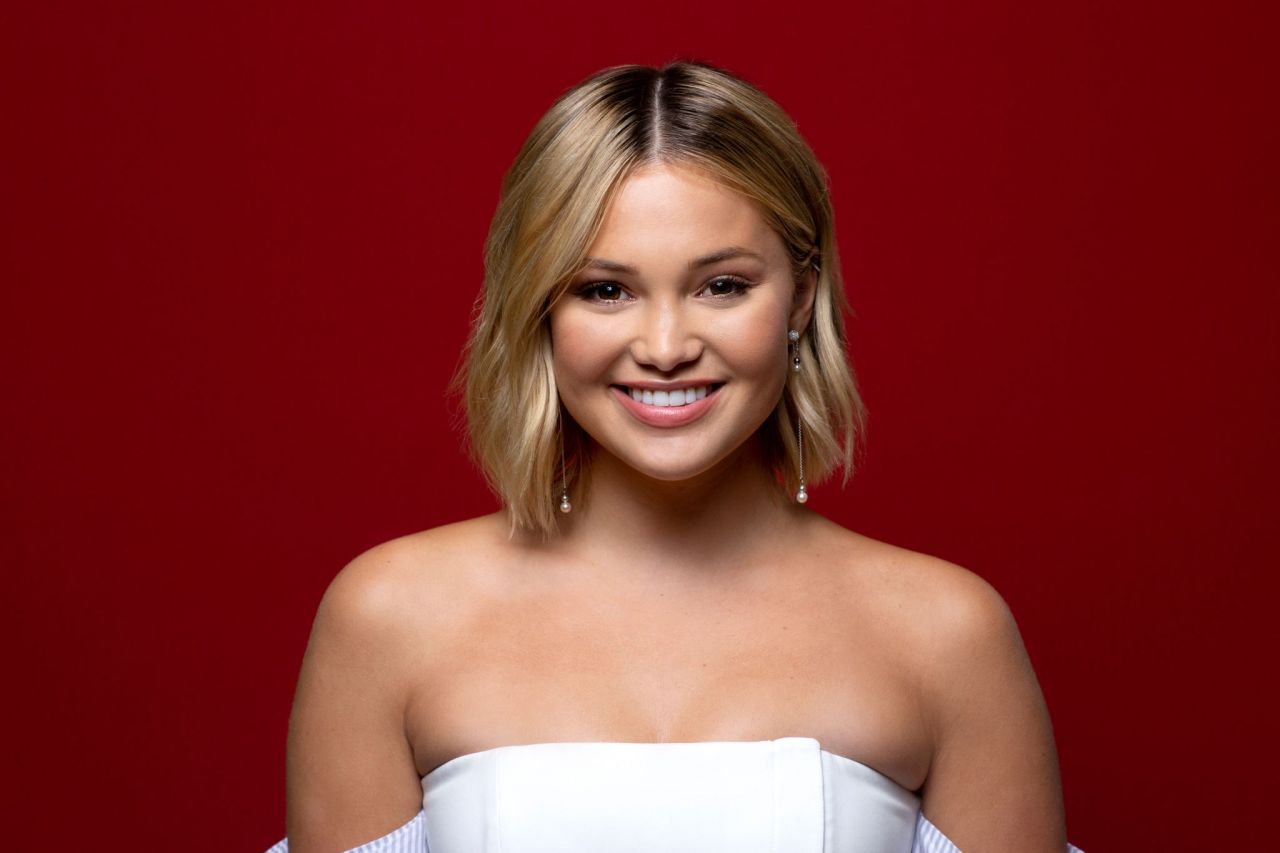 Olivia Holt Comic Con Variety Portrait Wallpapers