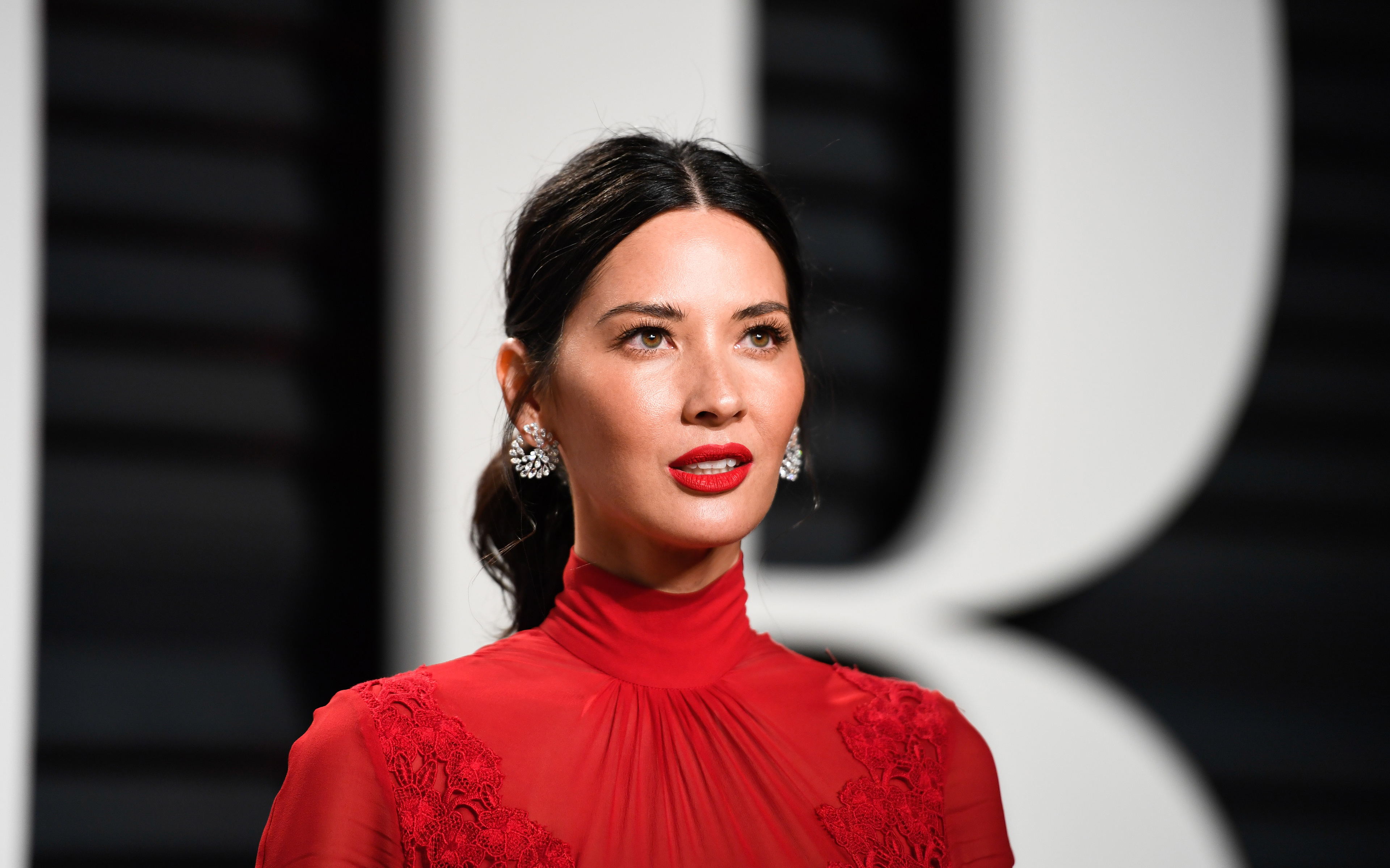 Olivia Munn Actress Wallpapers