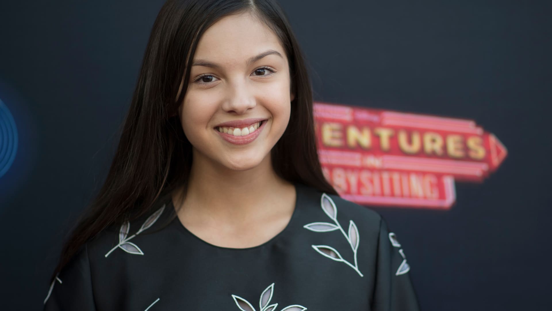 Olivia Rodrigo Actress 2021 Wallpapers