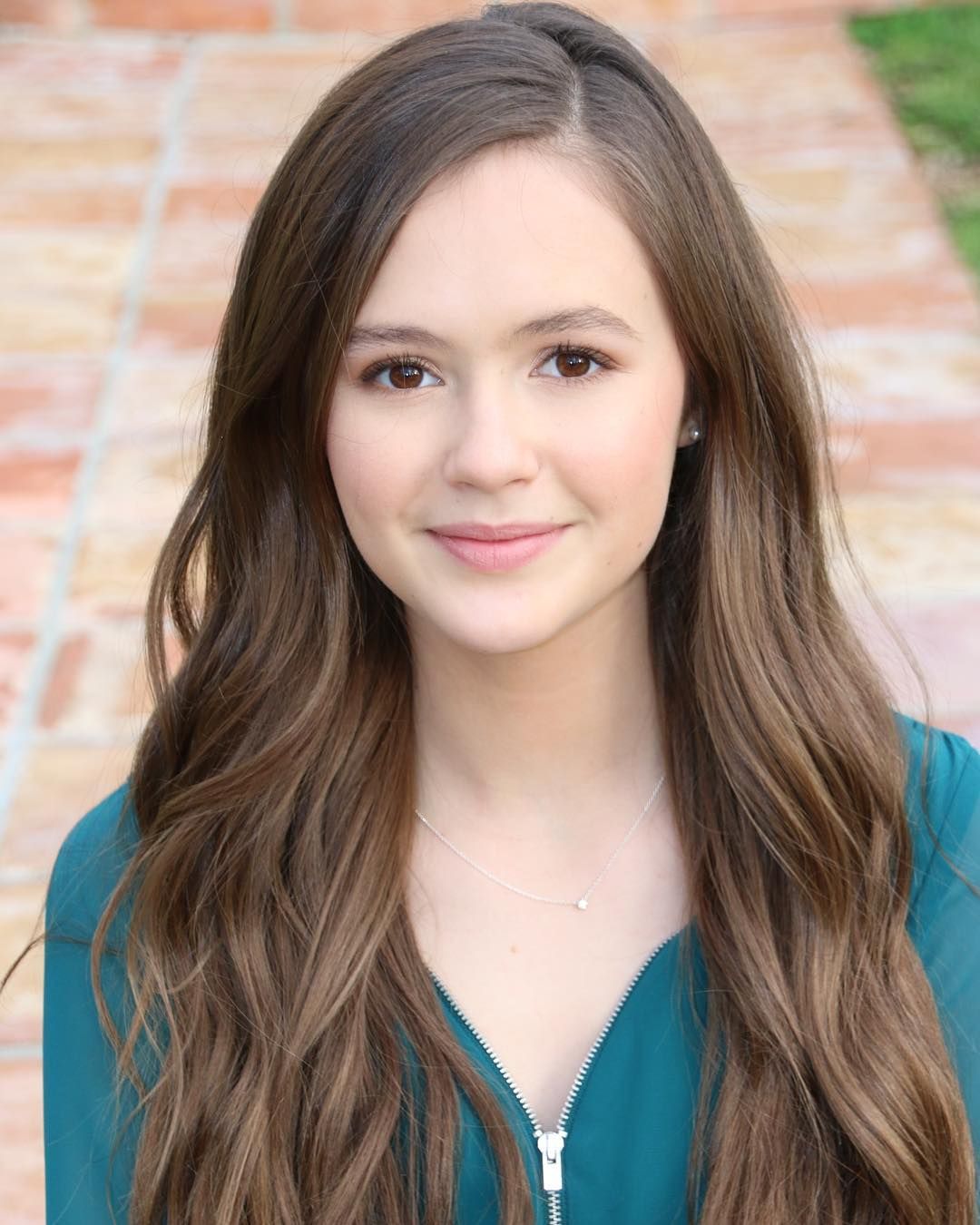 Olivia Sanabia 2019 Wallpapers