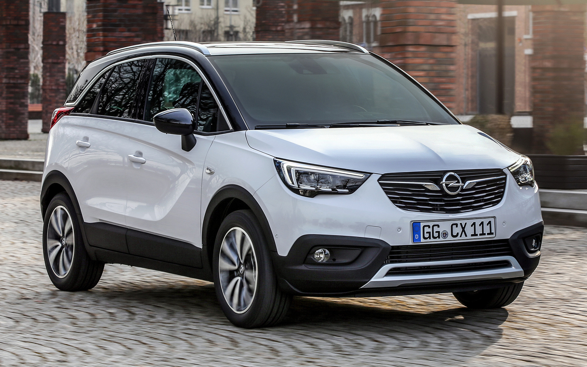 Opel Crossland X Wallpapers