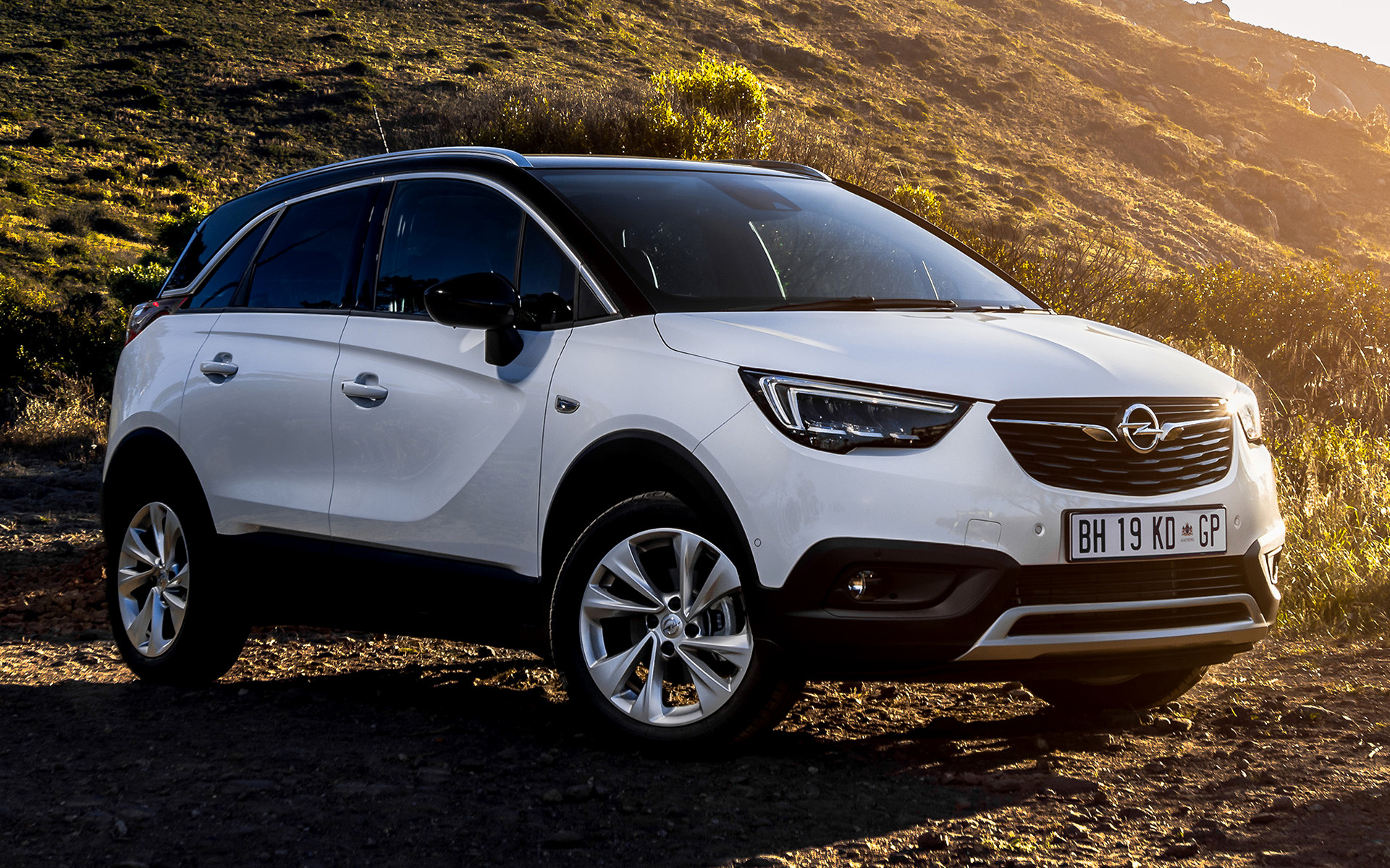 Opel Crossland X Wallpapers