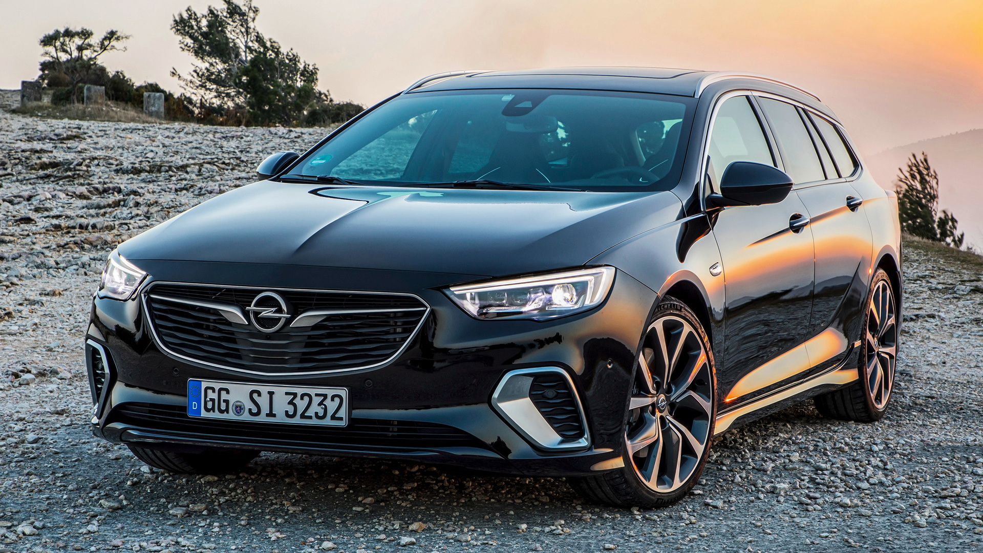 Opel Insignia Gsi Sports Tourer Wallpapers