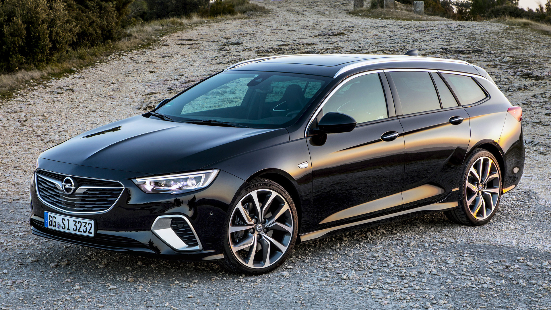 Opel Insignia Gsi Sports Tourer Wallpapers