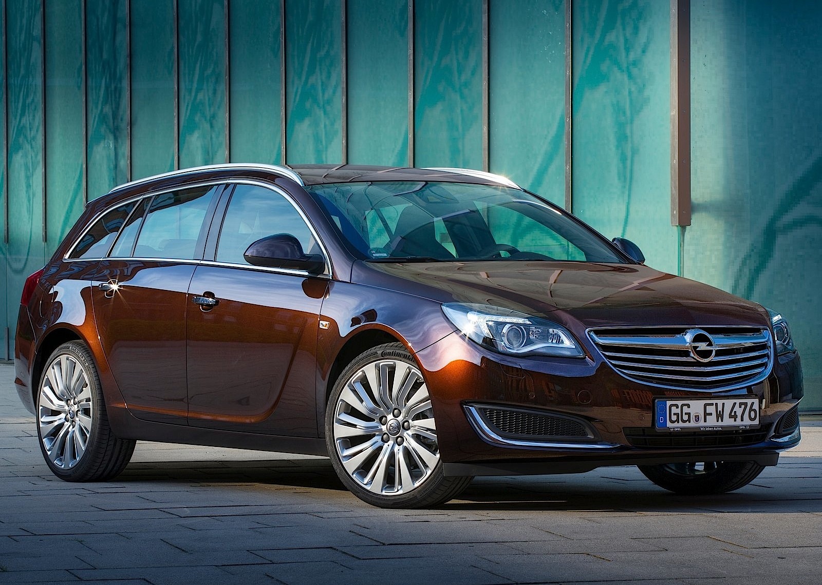 Opel Insignia Turbo D Sports Tourer Wallpapers