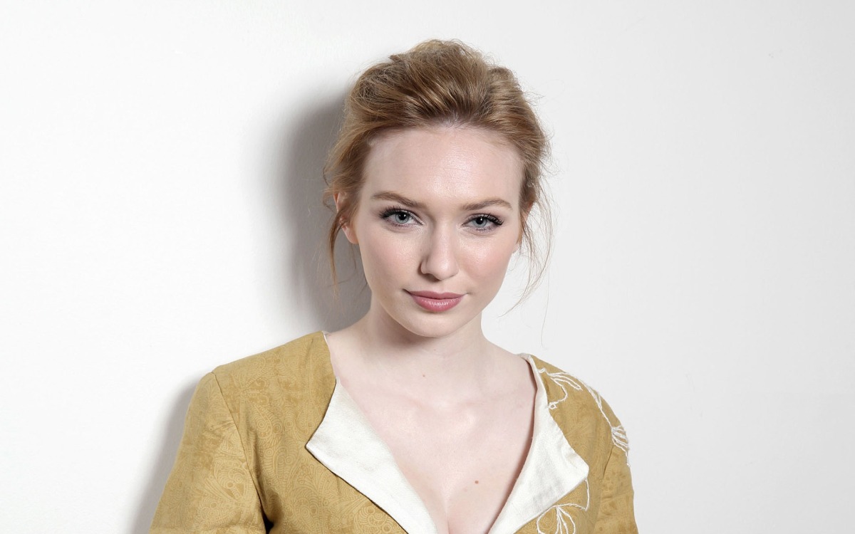 Ordeal By Innocence Actress Eleanor Tomlinson Wallpapers