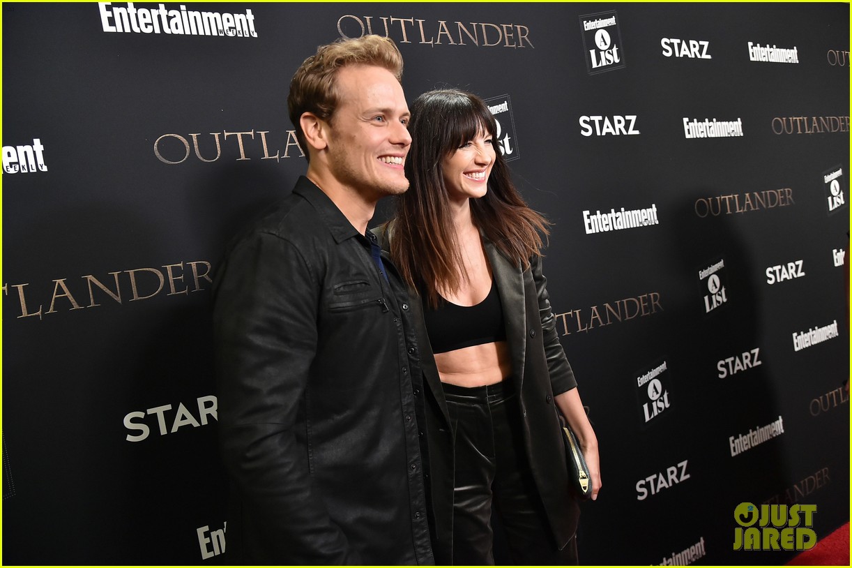 Outlander 2017 Season 3 Caitriona Balfe And Sam Heughan Wallpapers