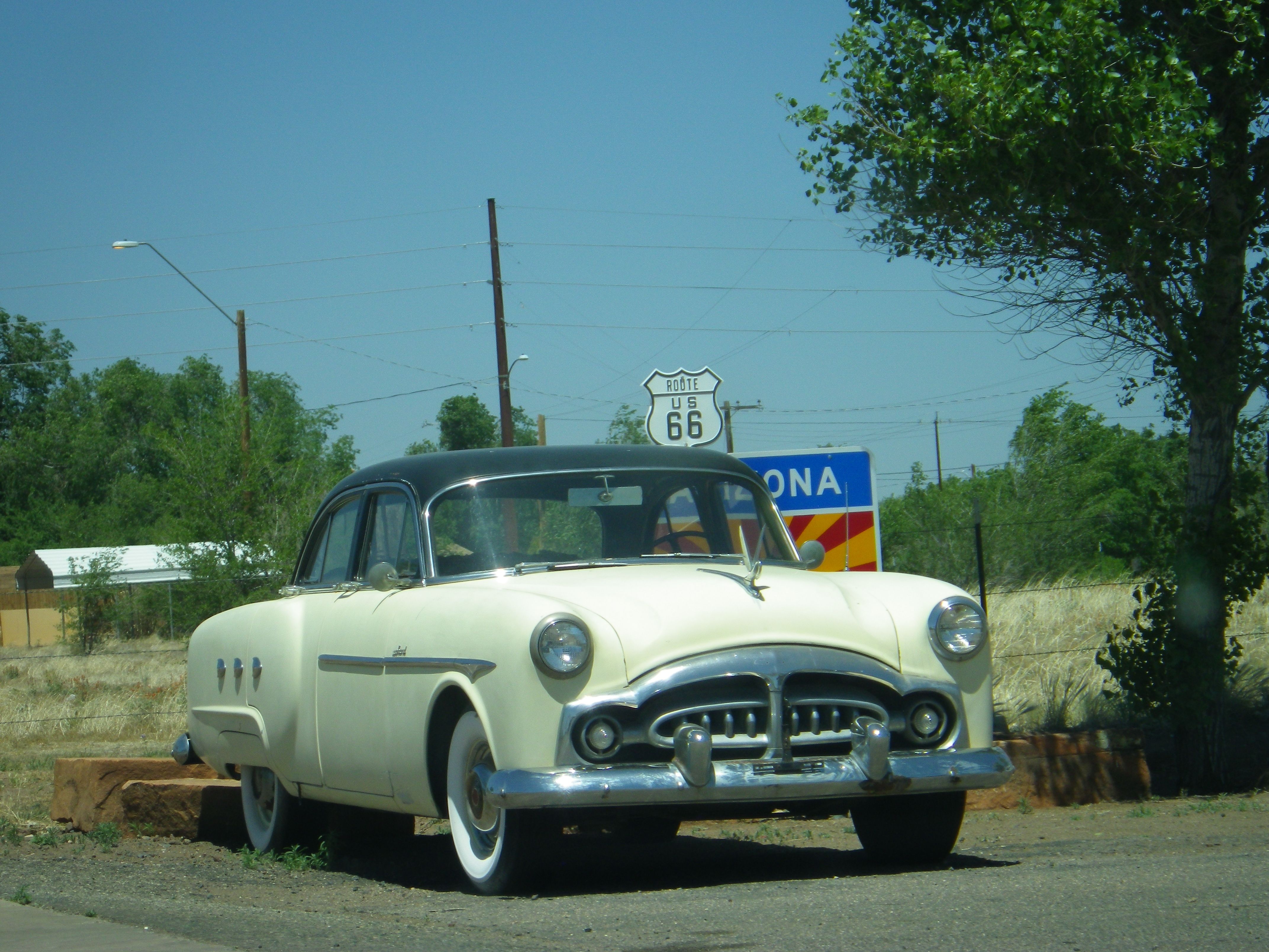 Packard 200 Sedan Wallpapers