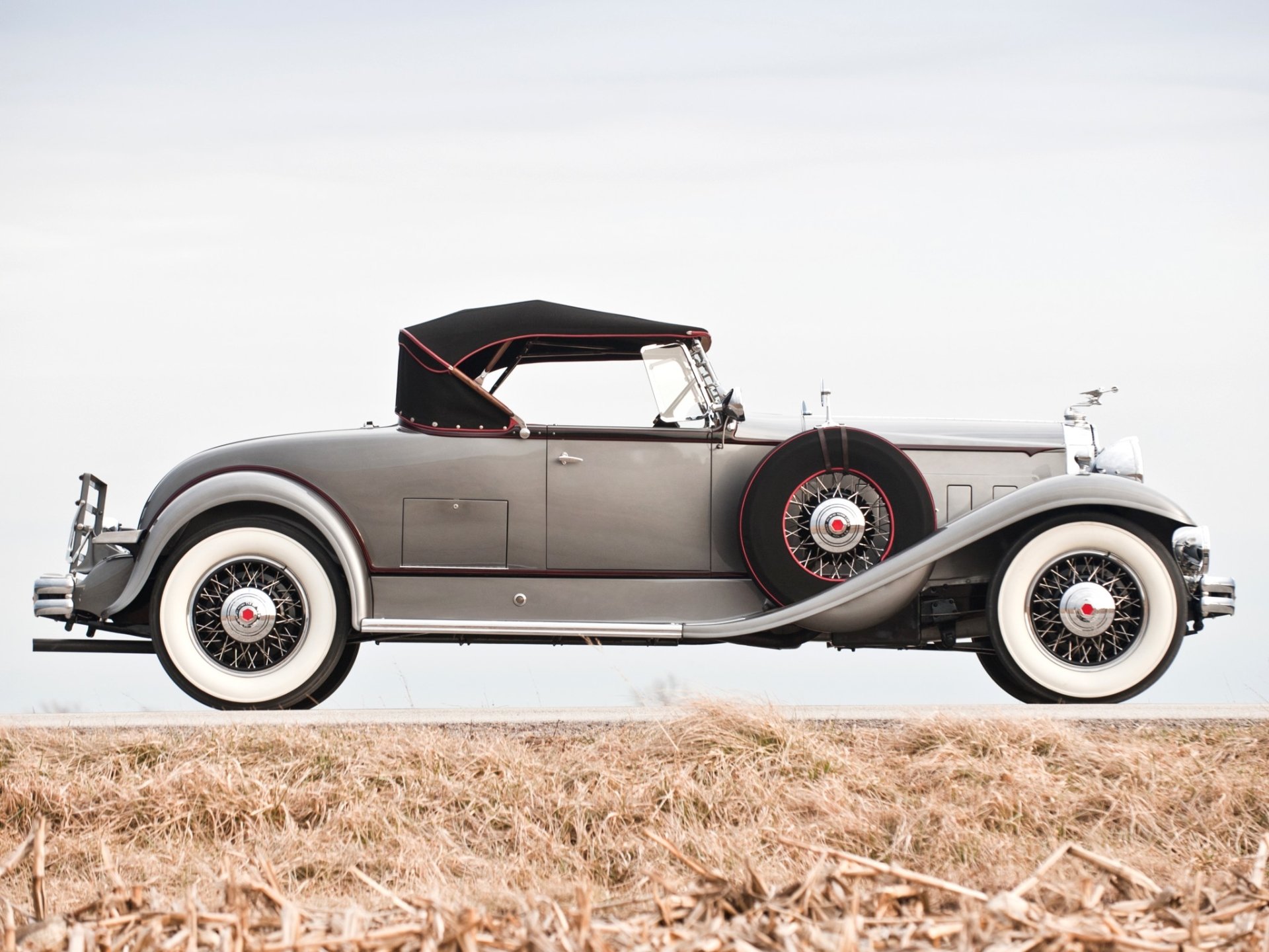 Packard Deluxe Eight Roadster Wallpapers