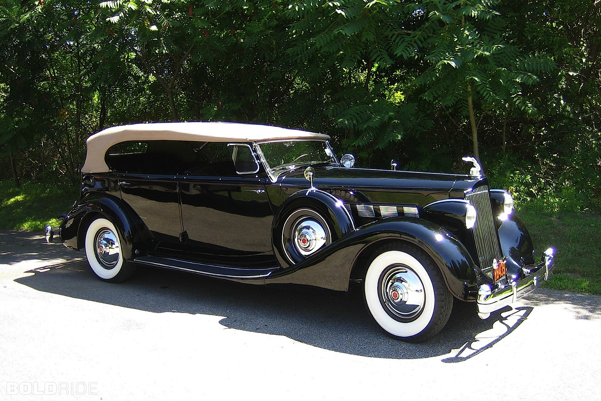 Packard Twelve Wallpapers